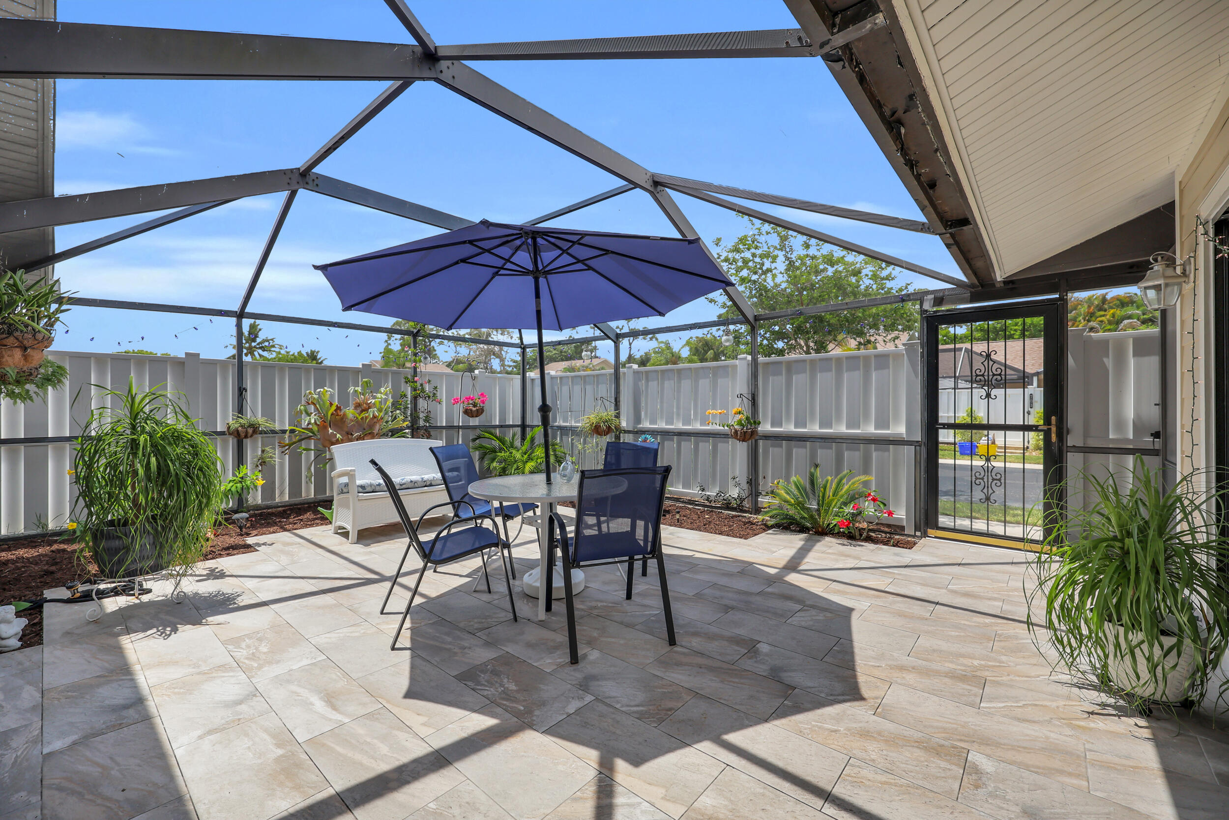 802 Summerwinds Lane