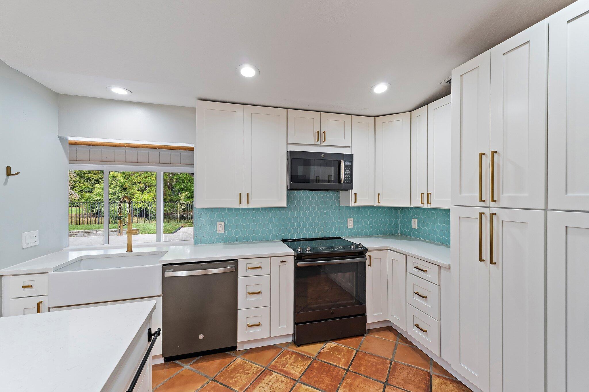 18169 Lake Bend Drive
