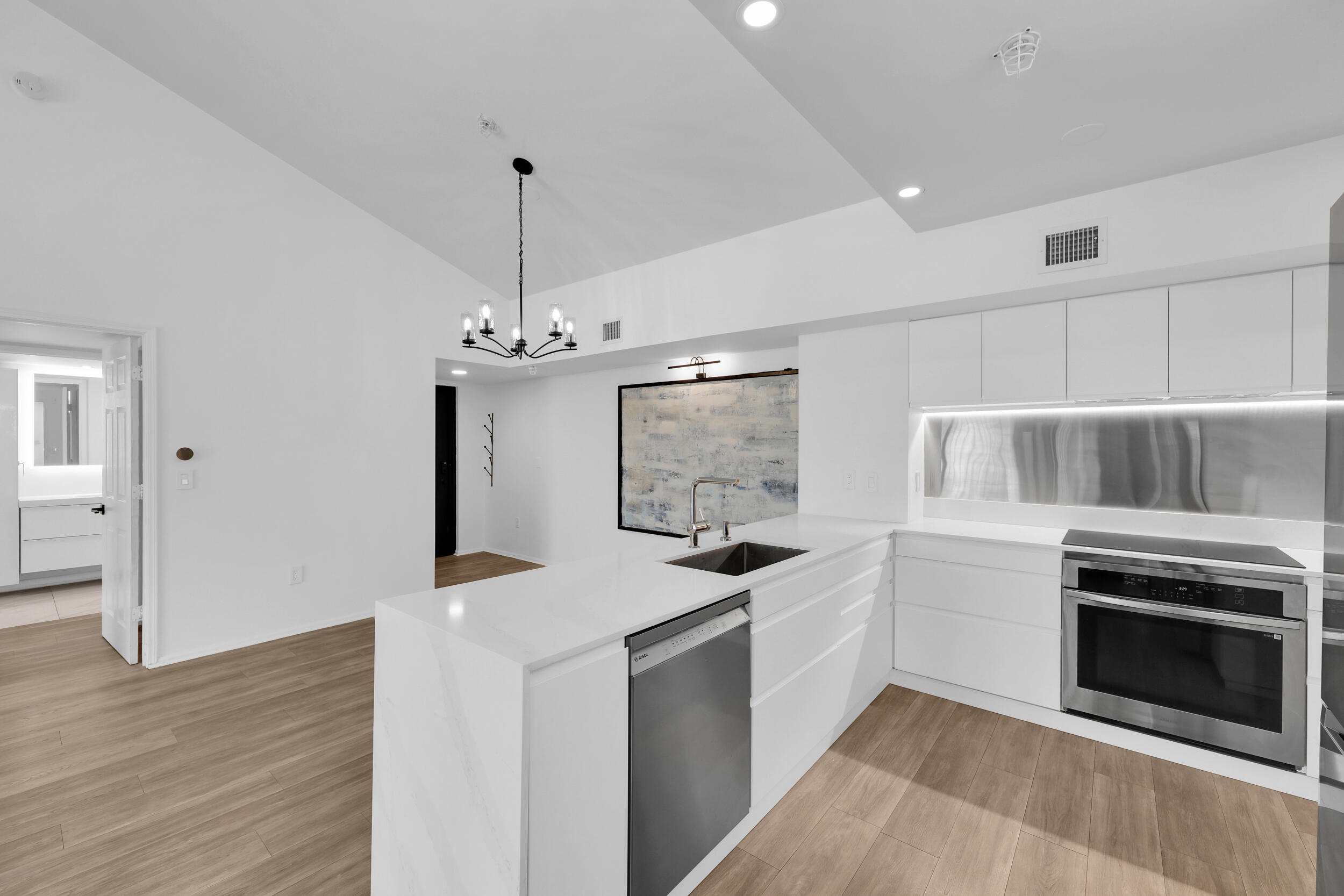 272 Village Boulevard Apt 7304