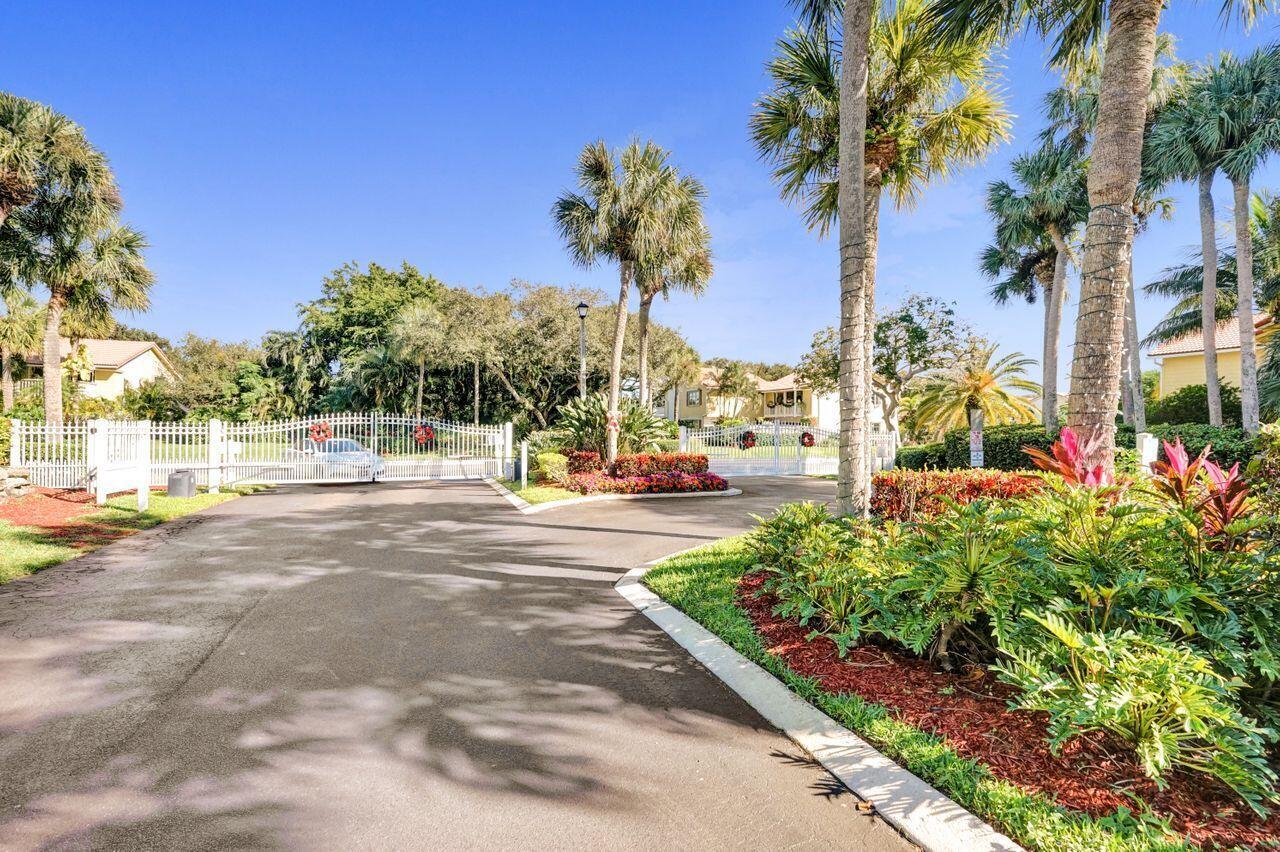 260 Seabreeze Circle
