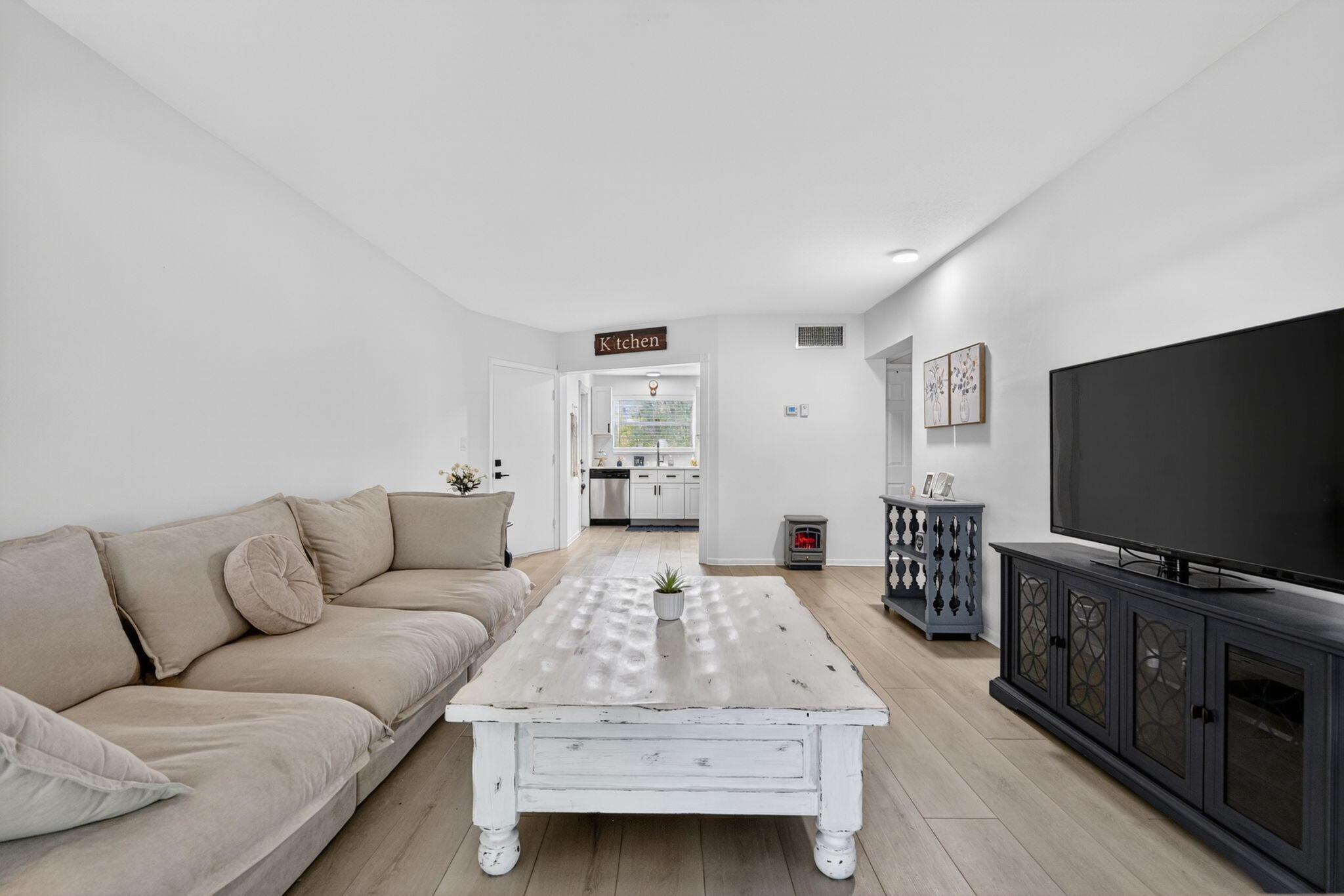 91 Willow Road 104