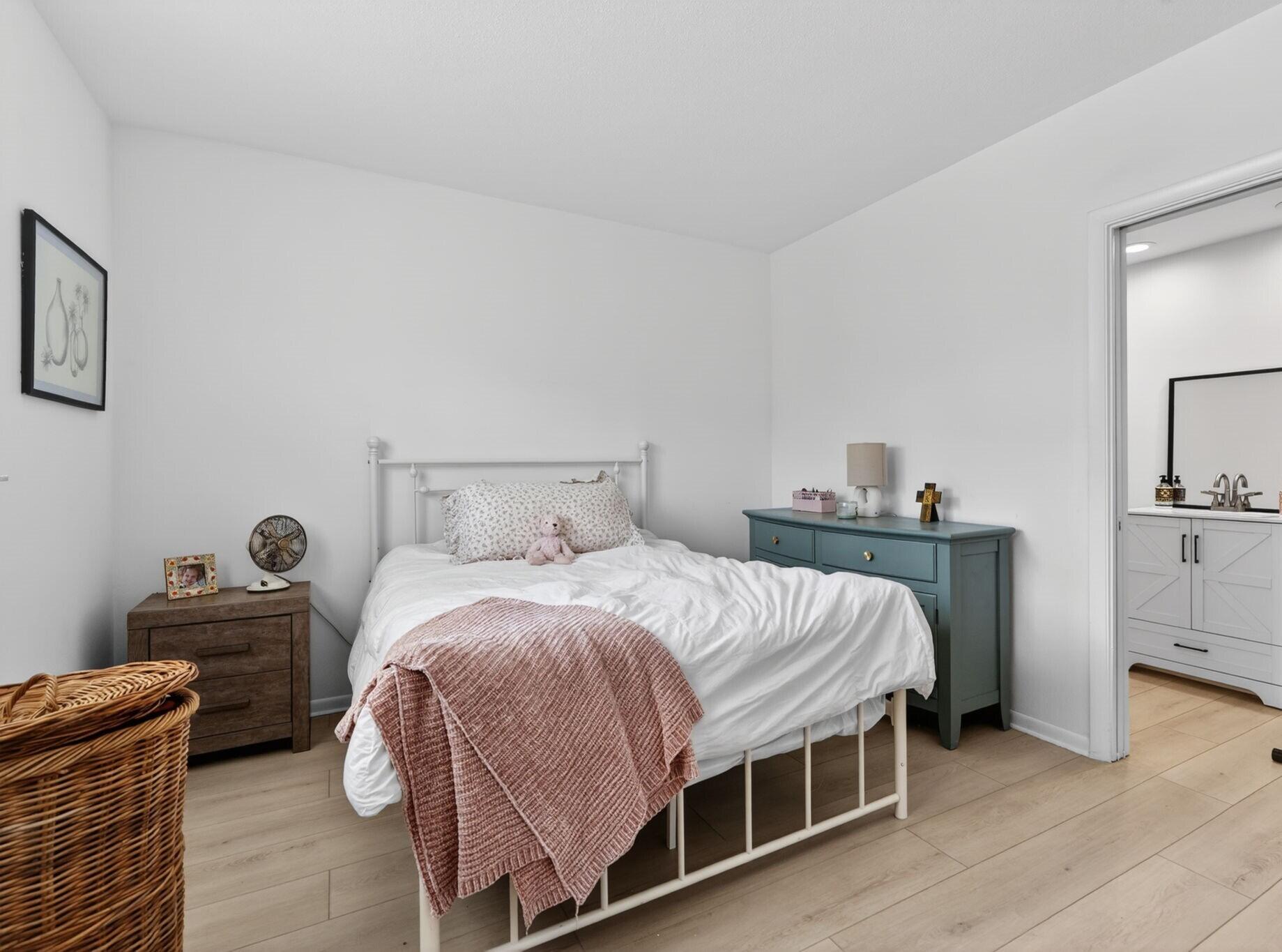 91 Willow Road 104