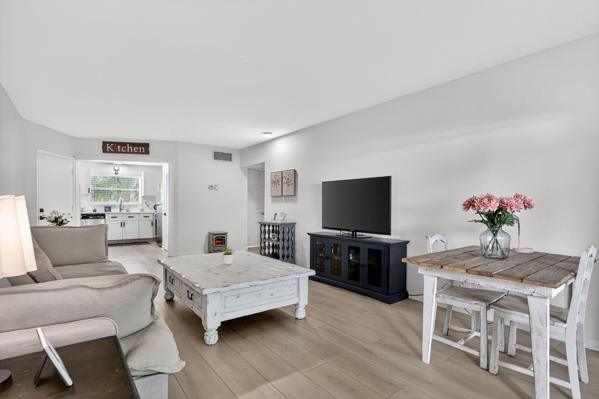 91 Willow Road 104