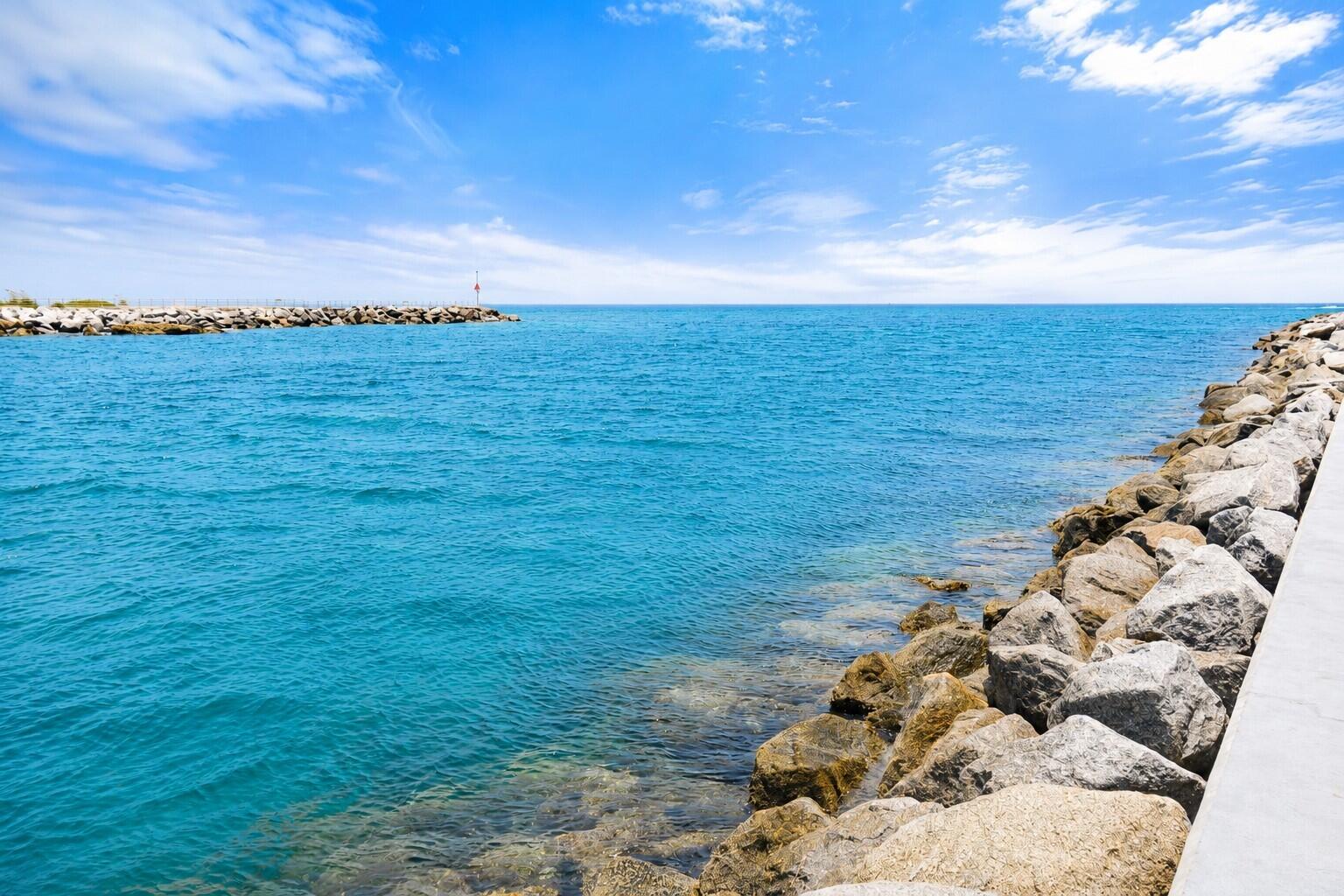 400 Ocean Trail Way 205
