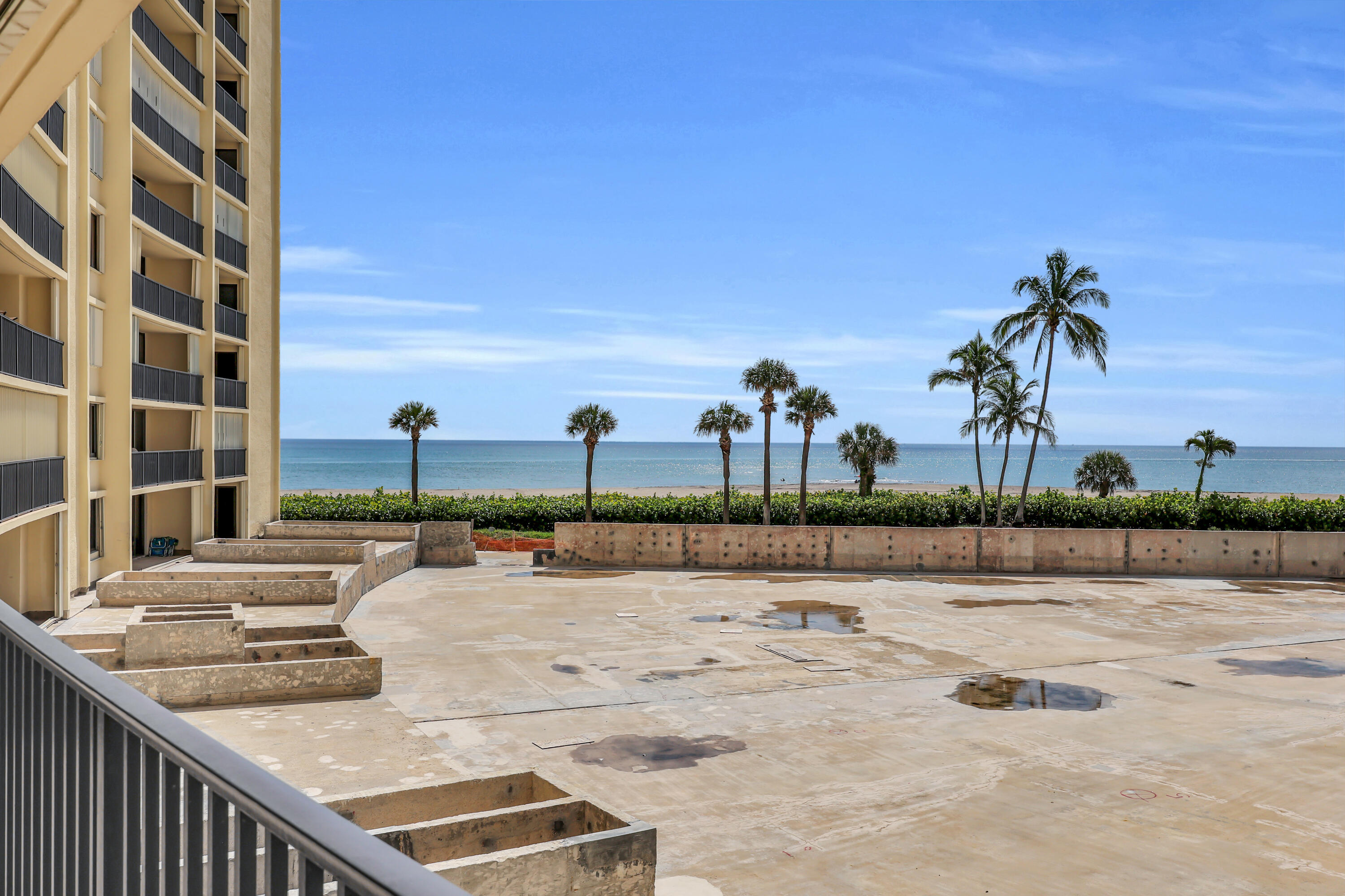 400 Ocean Trail Way 205