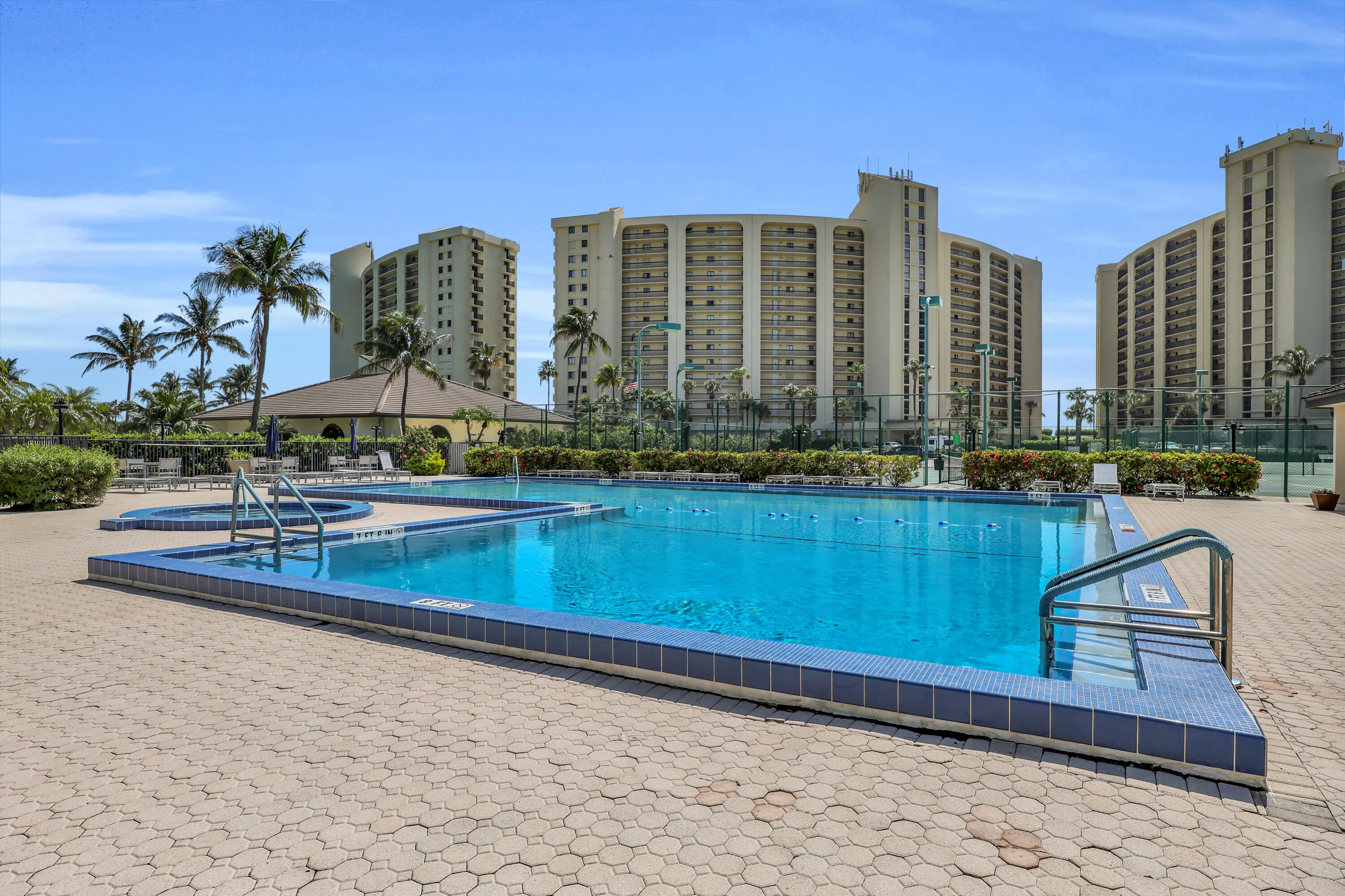 400 Ocean Trail Way 205