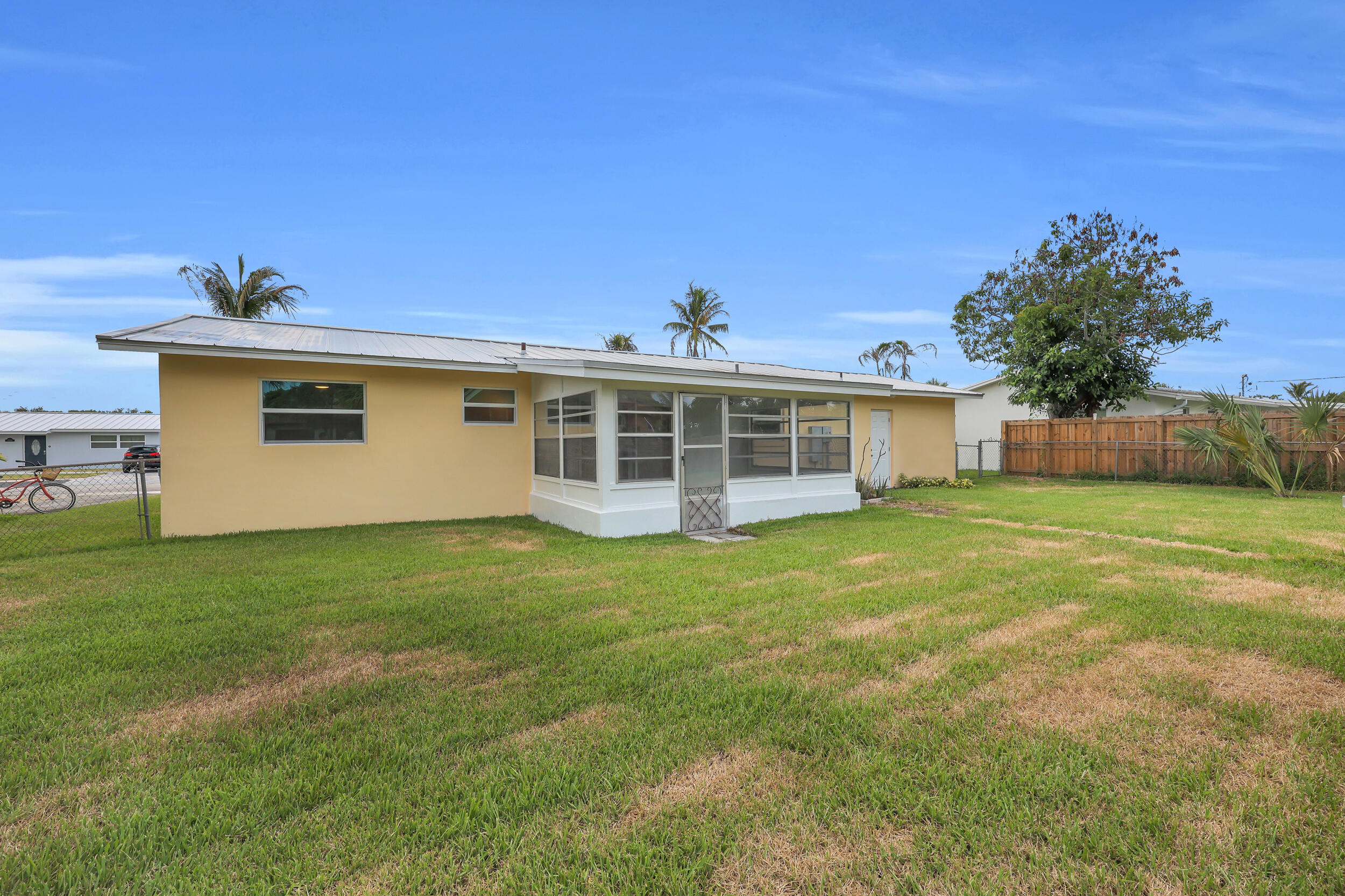 19035 SE Southgate Drive
