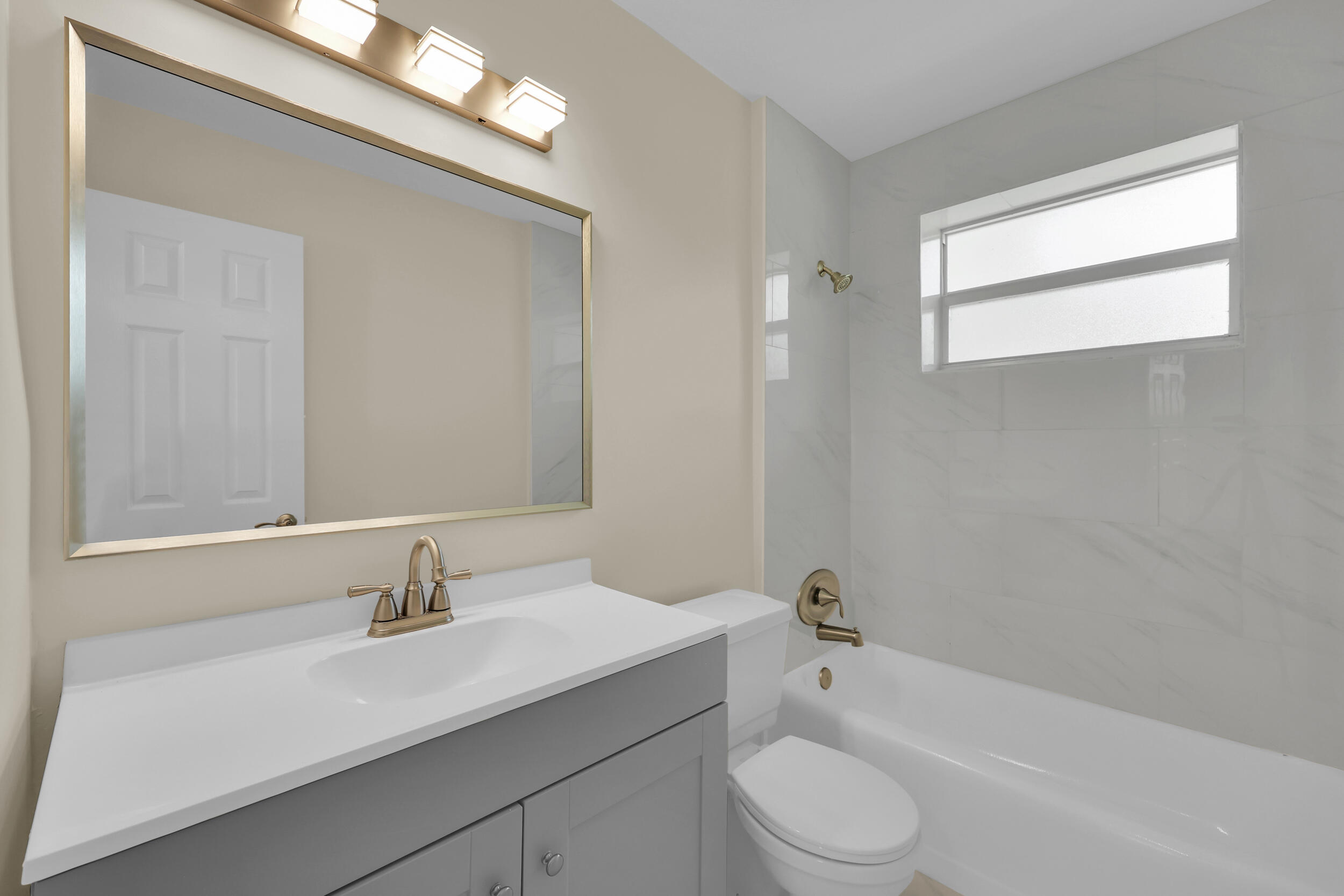19035 SE Southgate Drive
