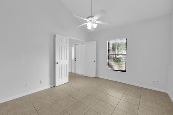426 N Cypress Drive A