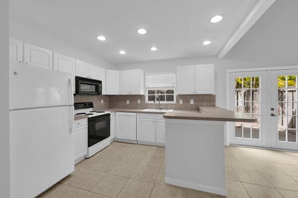 426 N Cypress Drive A