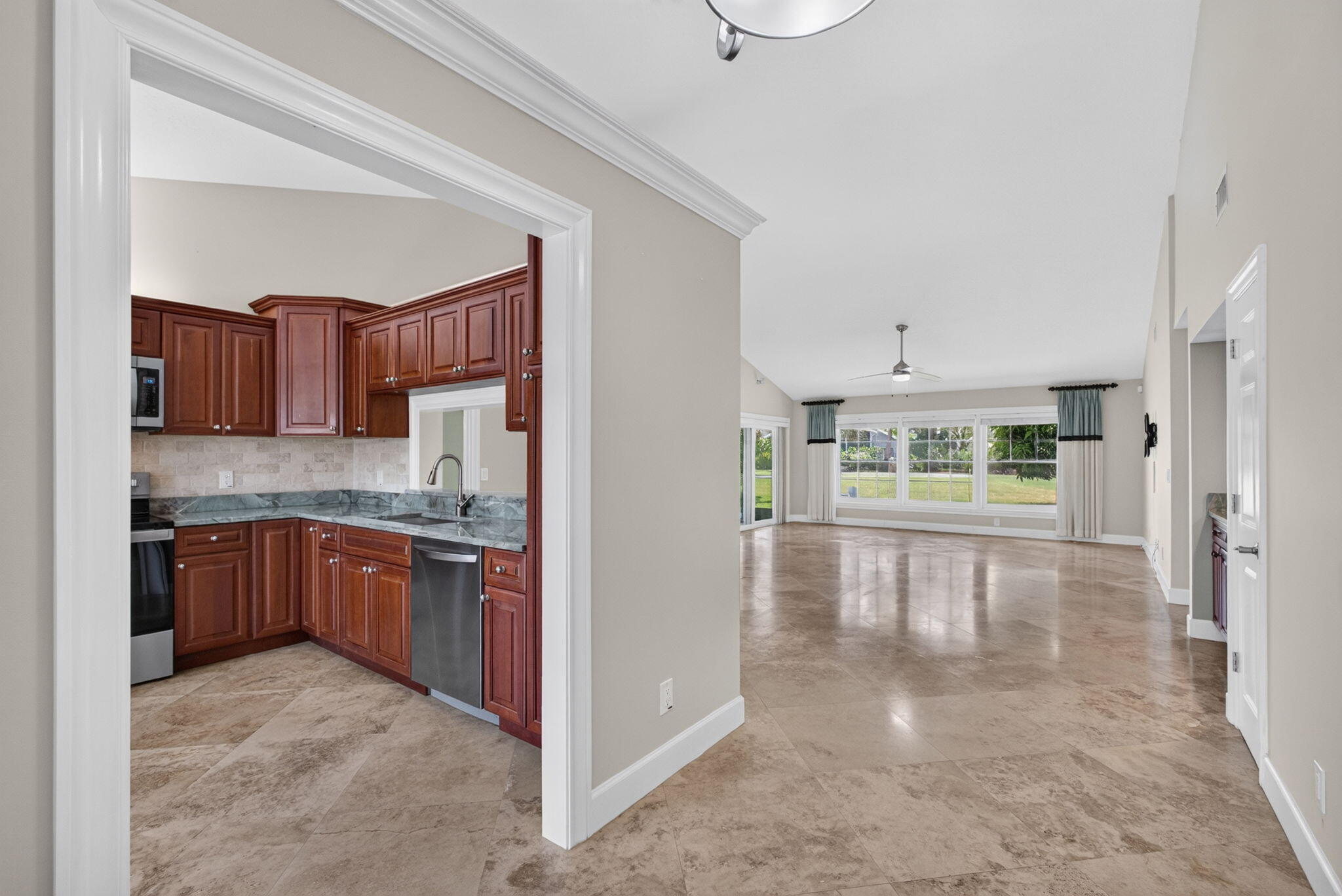 114 Palomino Drive