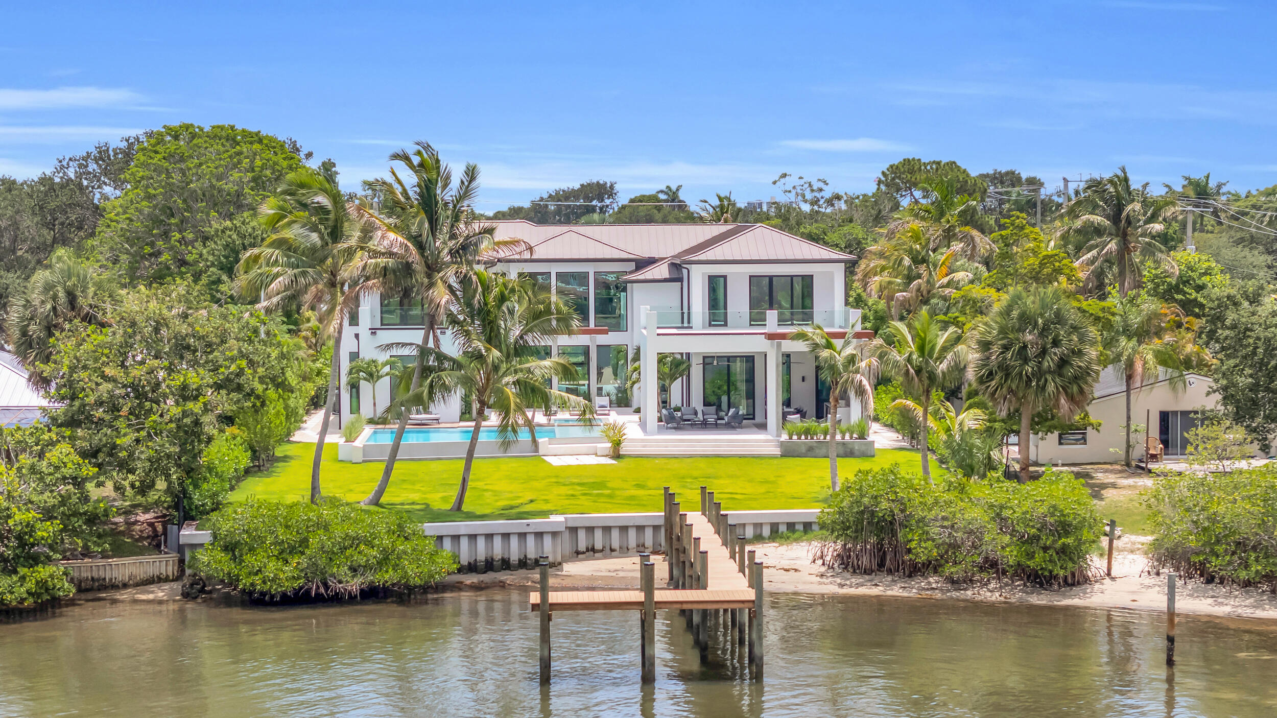 19175 W Riverside Drive