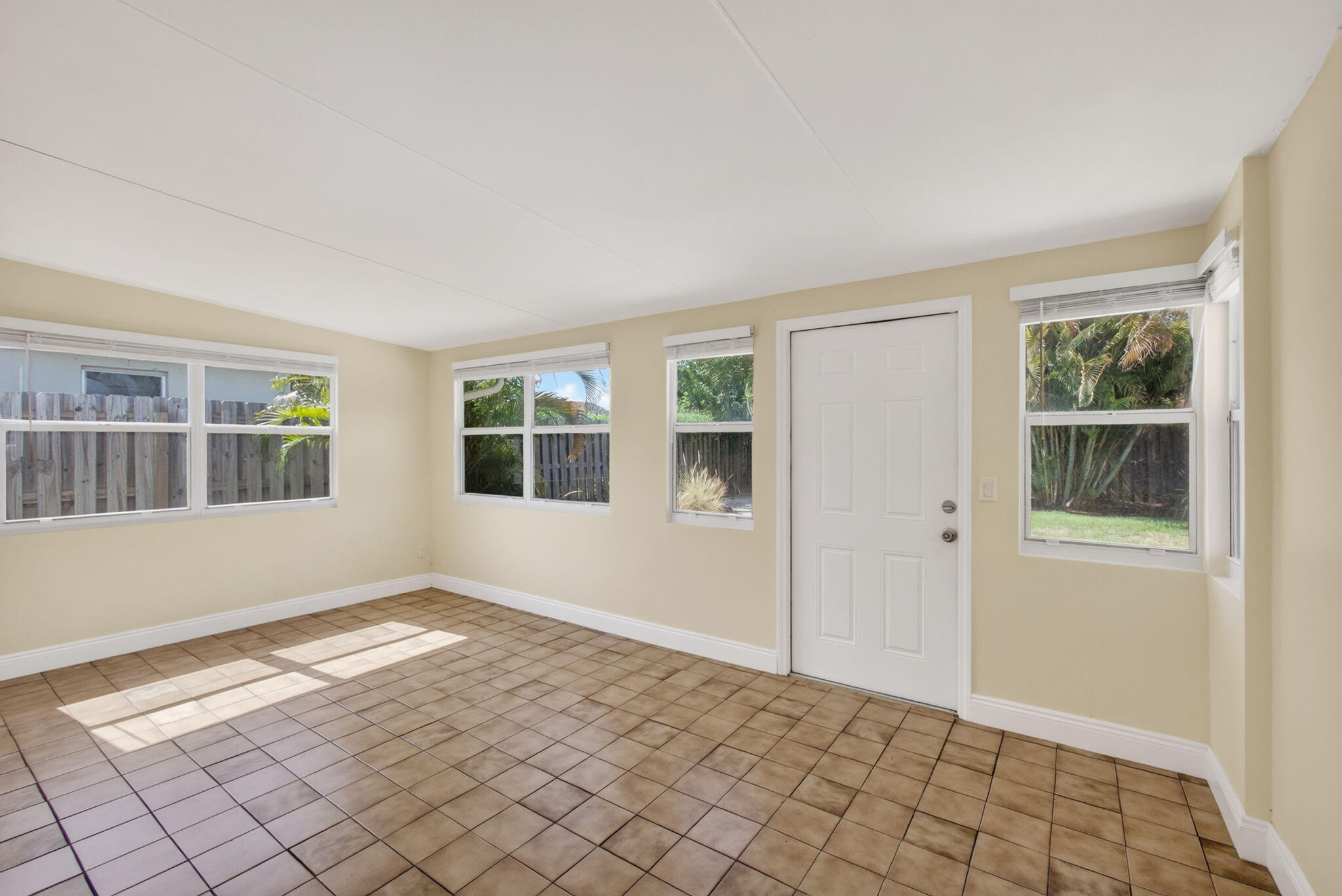 1333 W 31st Street