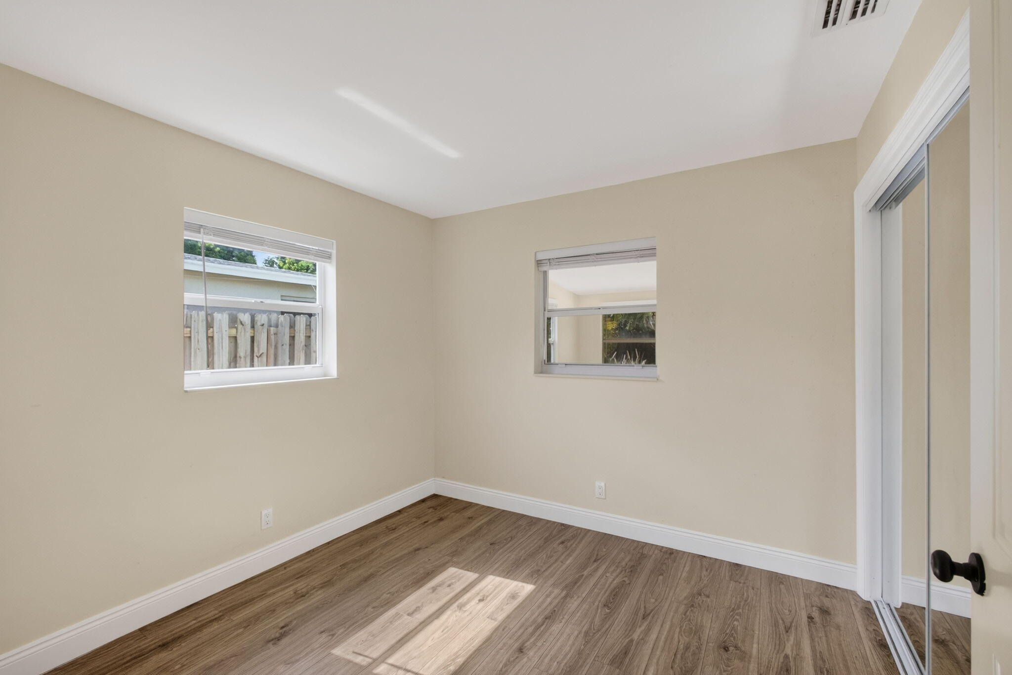 1333 W 31st Street