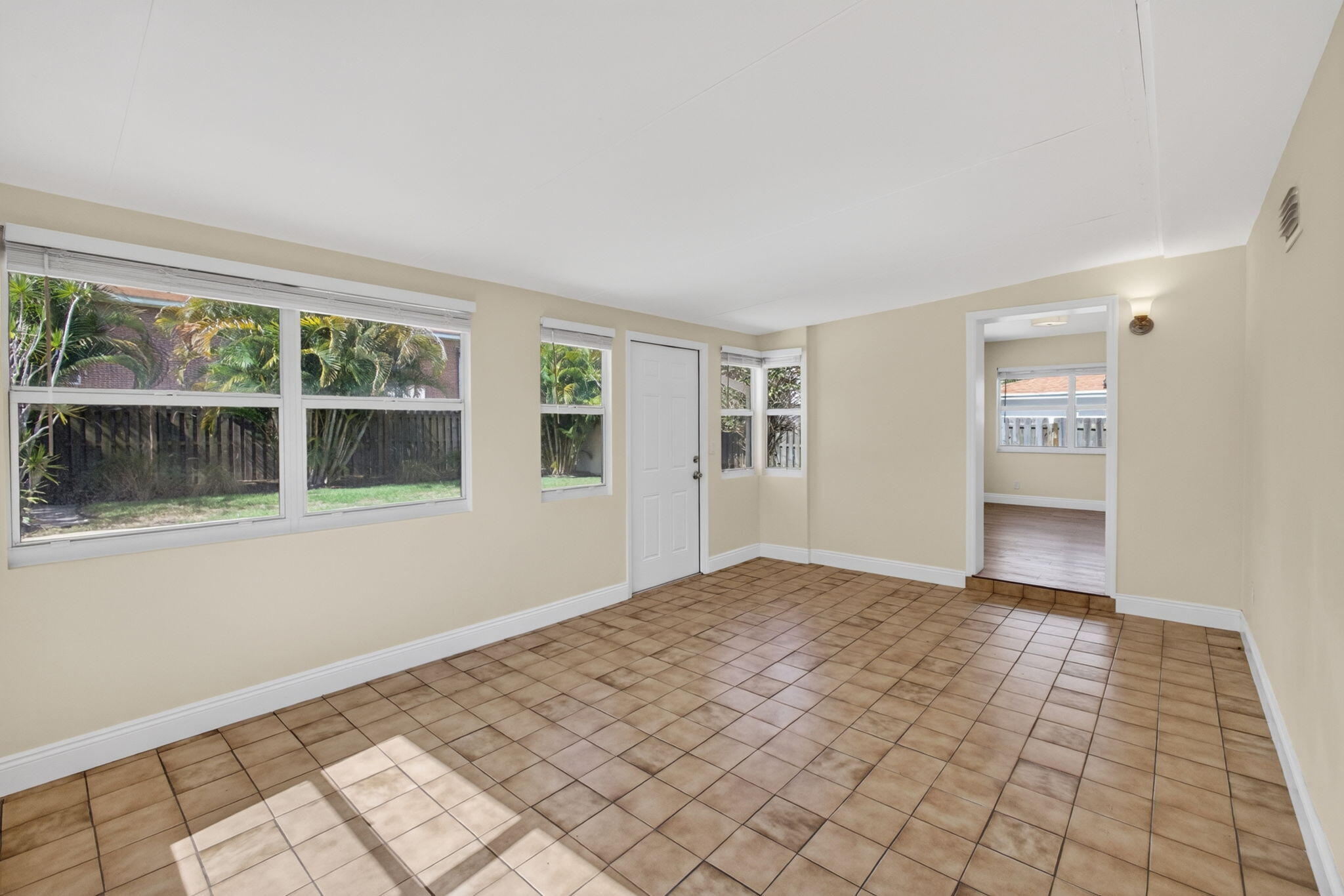1333 W 31st Street