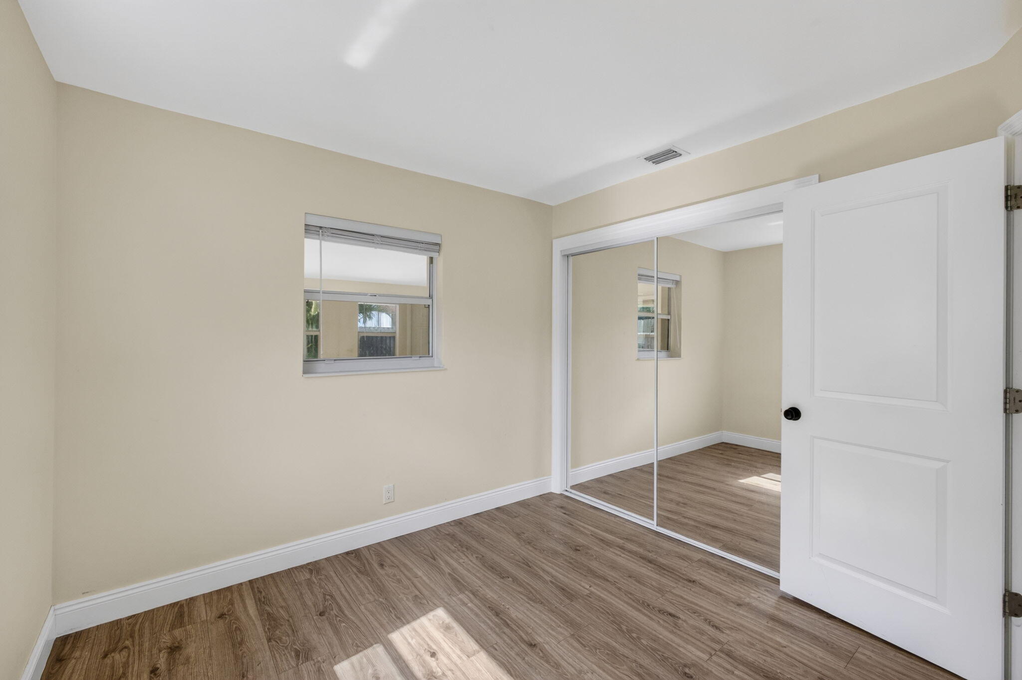 1333 W 31st Street