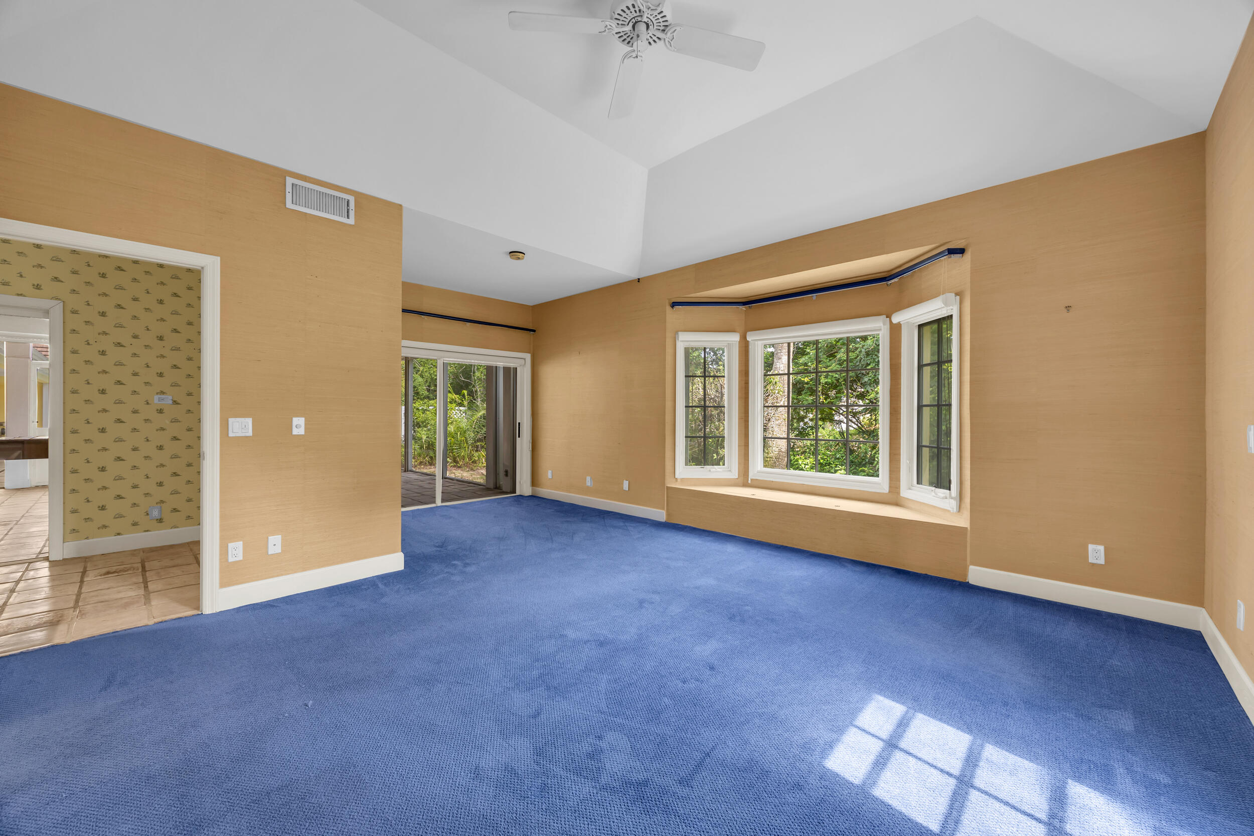 7101 SE Golfhouse Drive