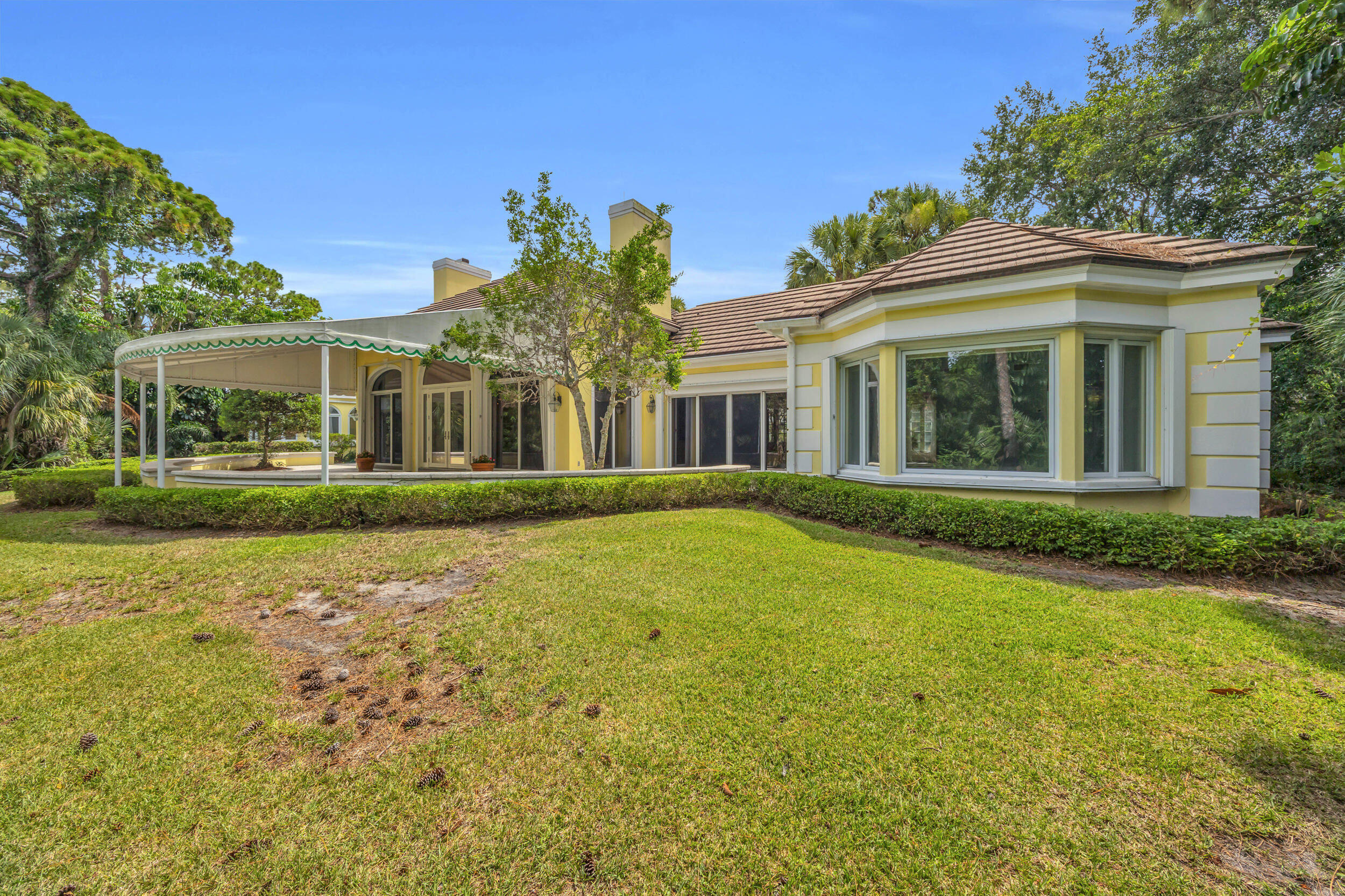 7101 SE Golfhouse Drive