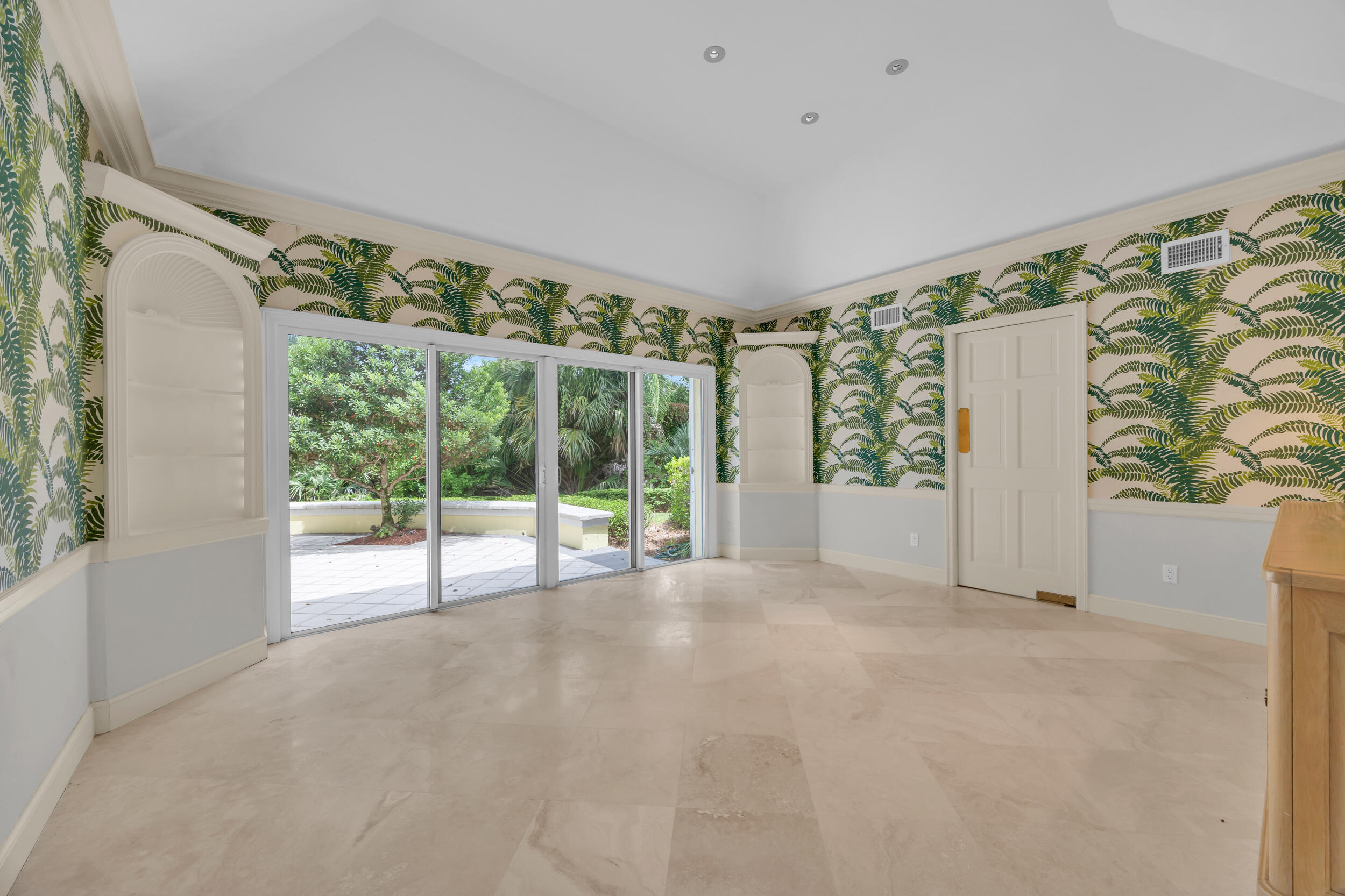 7101 SE Golfhouse Drive