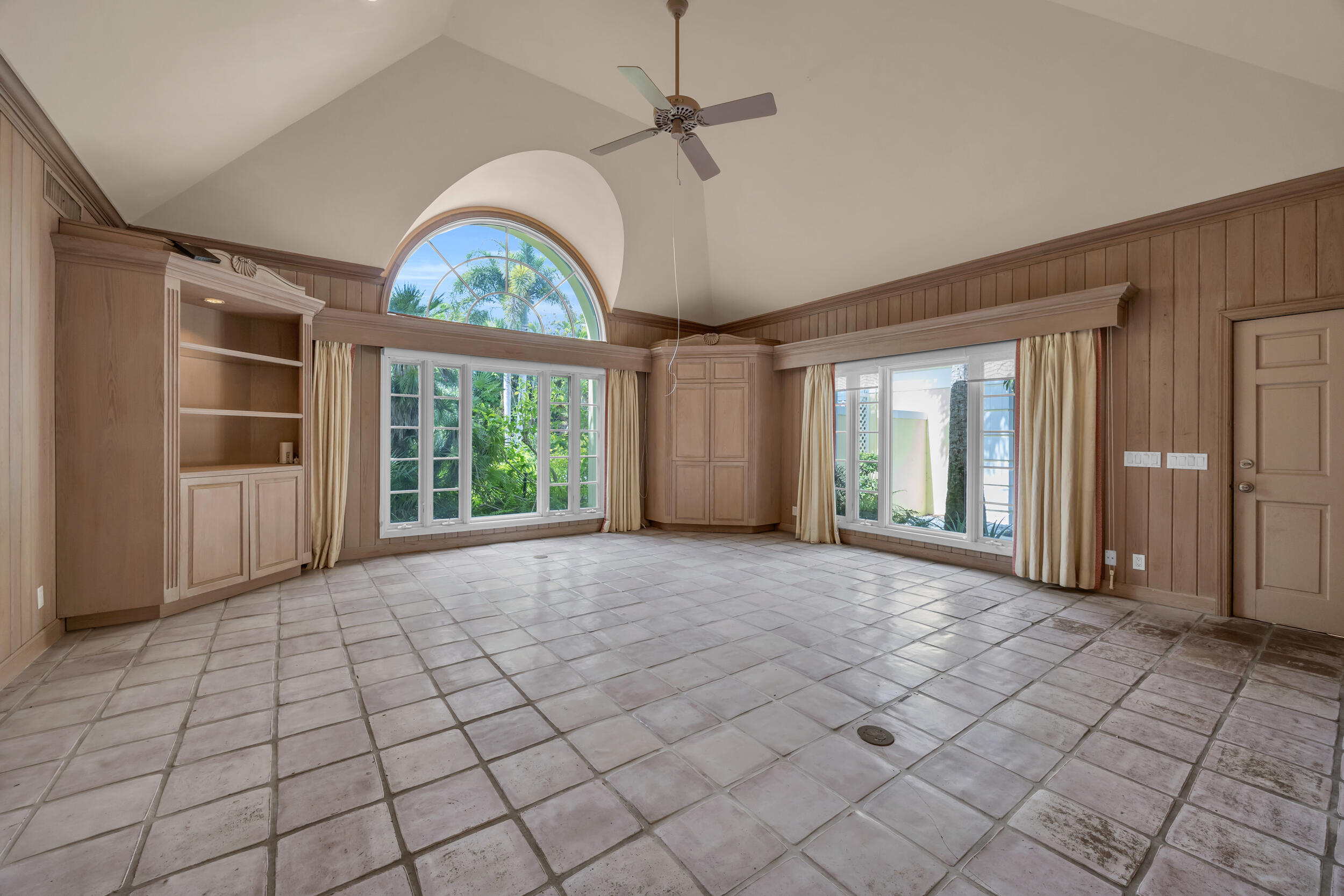 7101 SE Golfhouse Drive