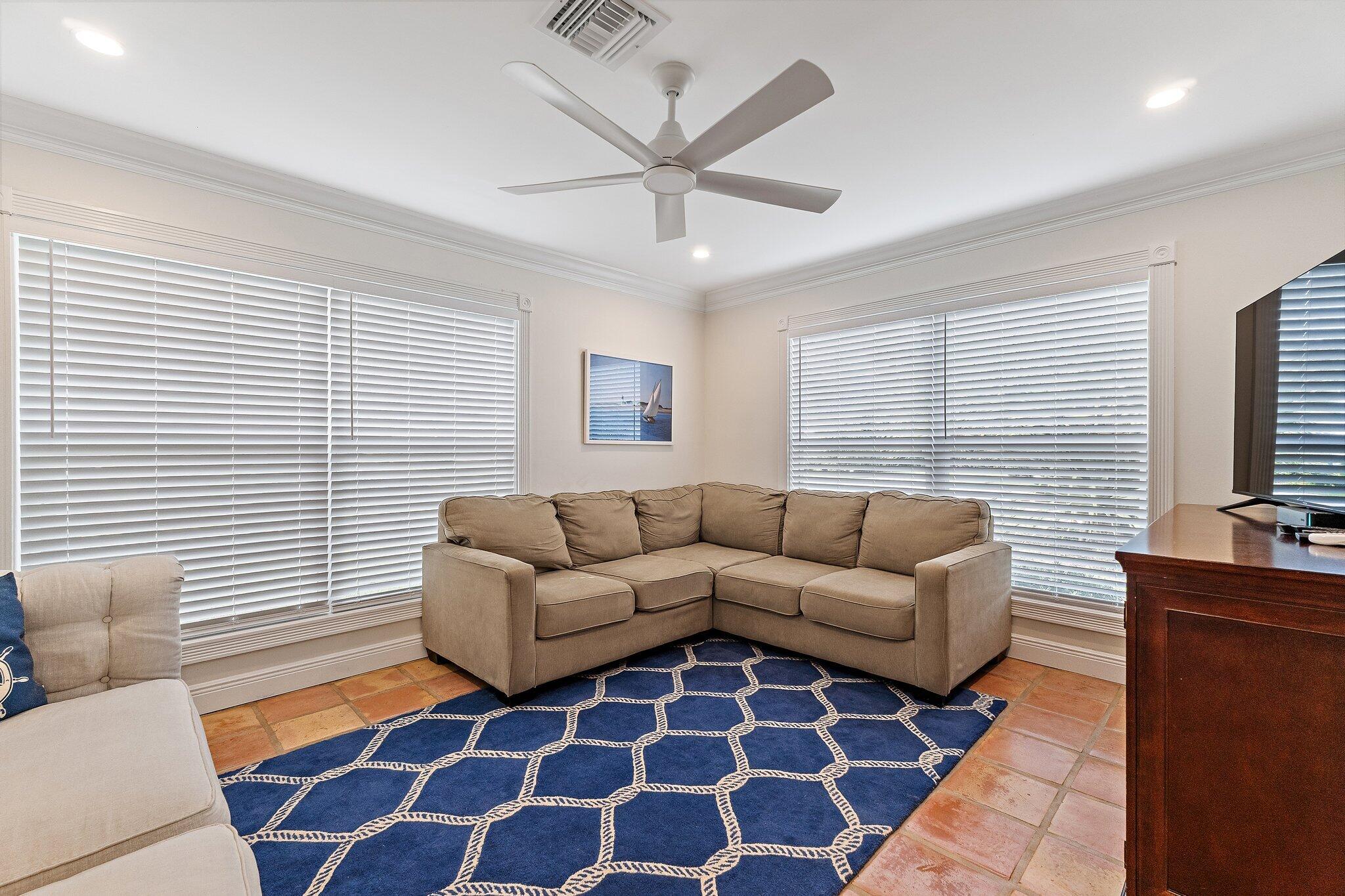 88 River Drive