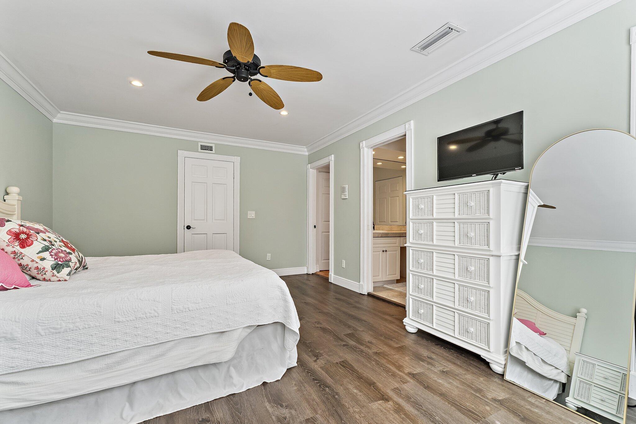 88 River Drive