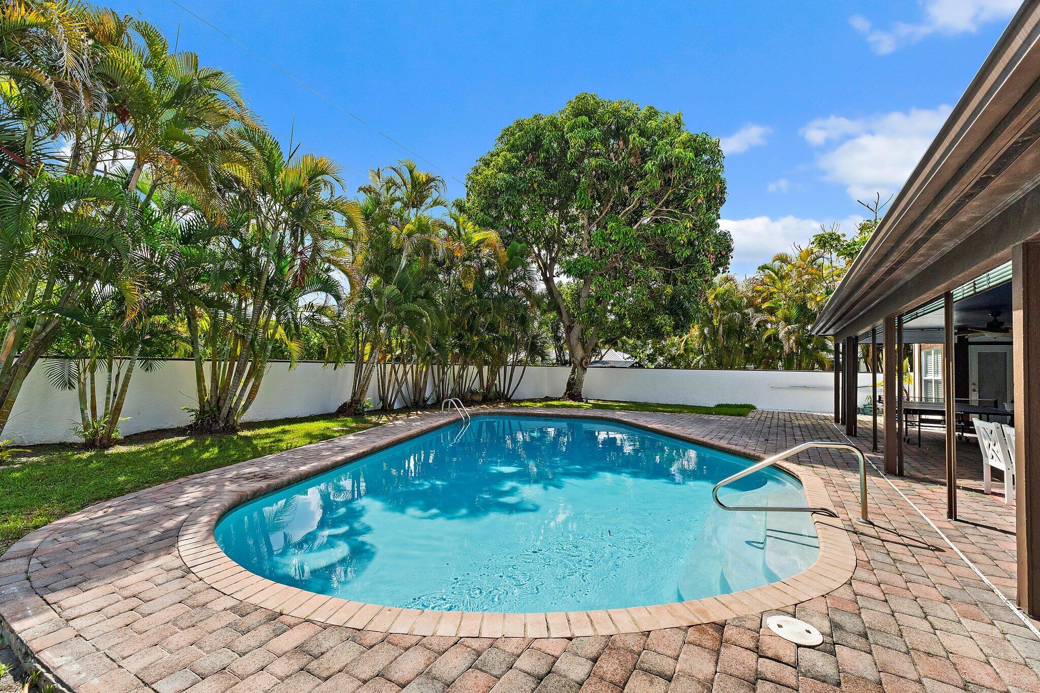 88 River Drive