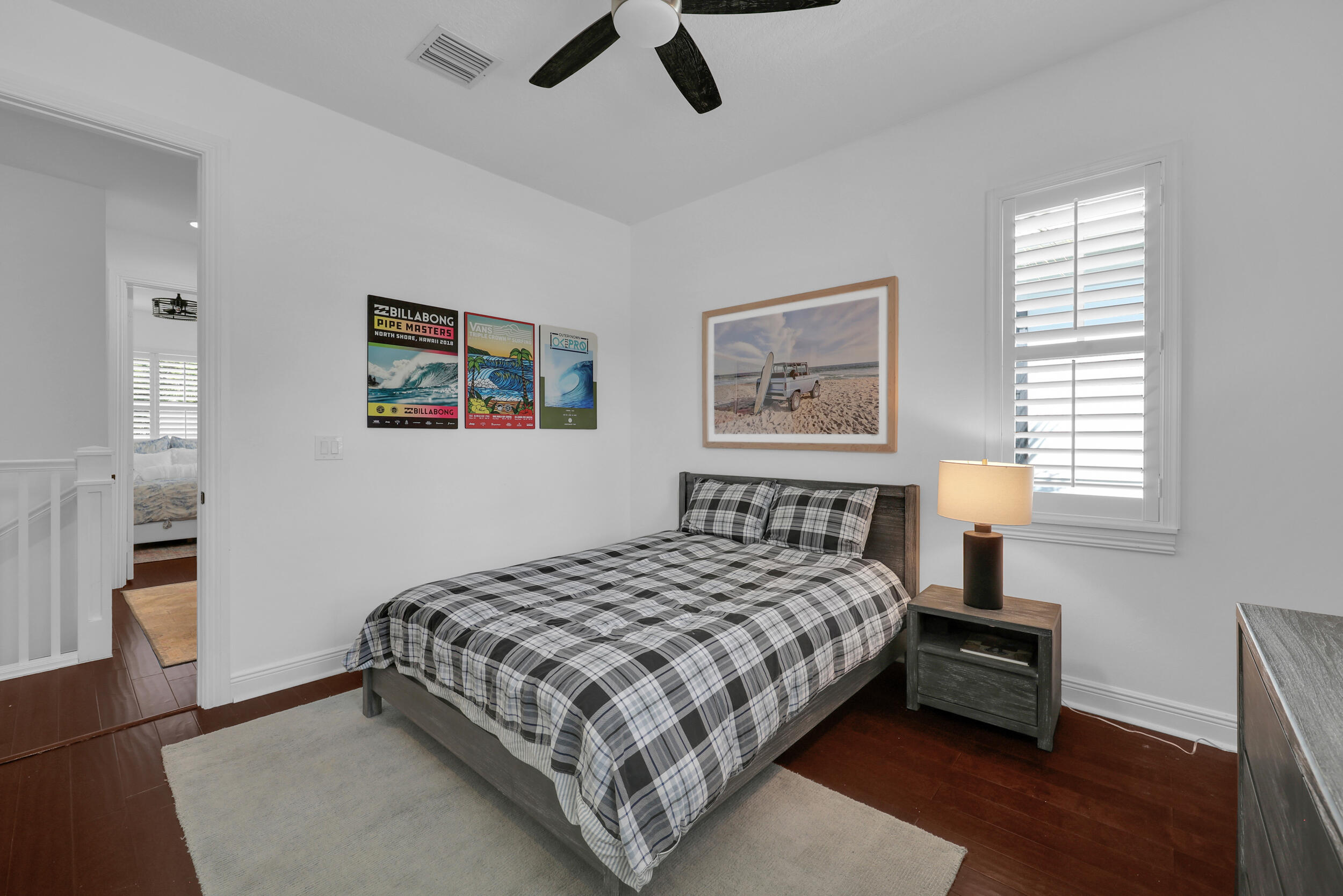 212 W Bay Cedar Circle