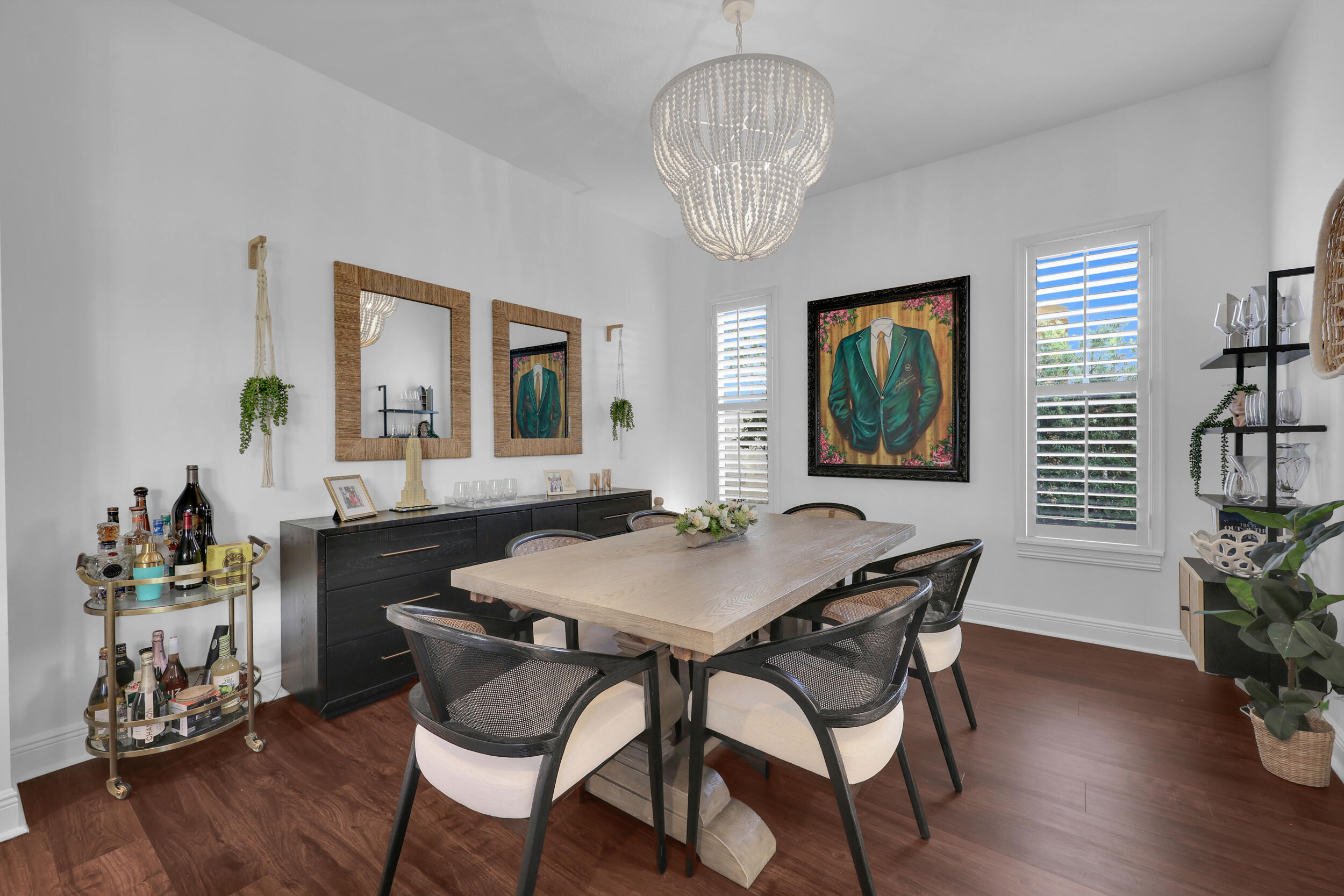 212 W Bay Cedar Circle