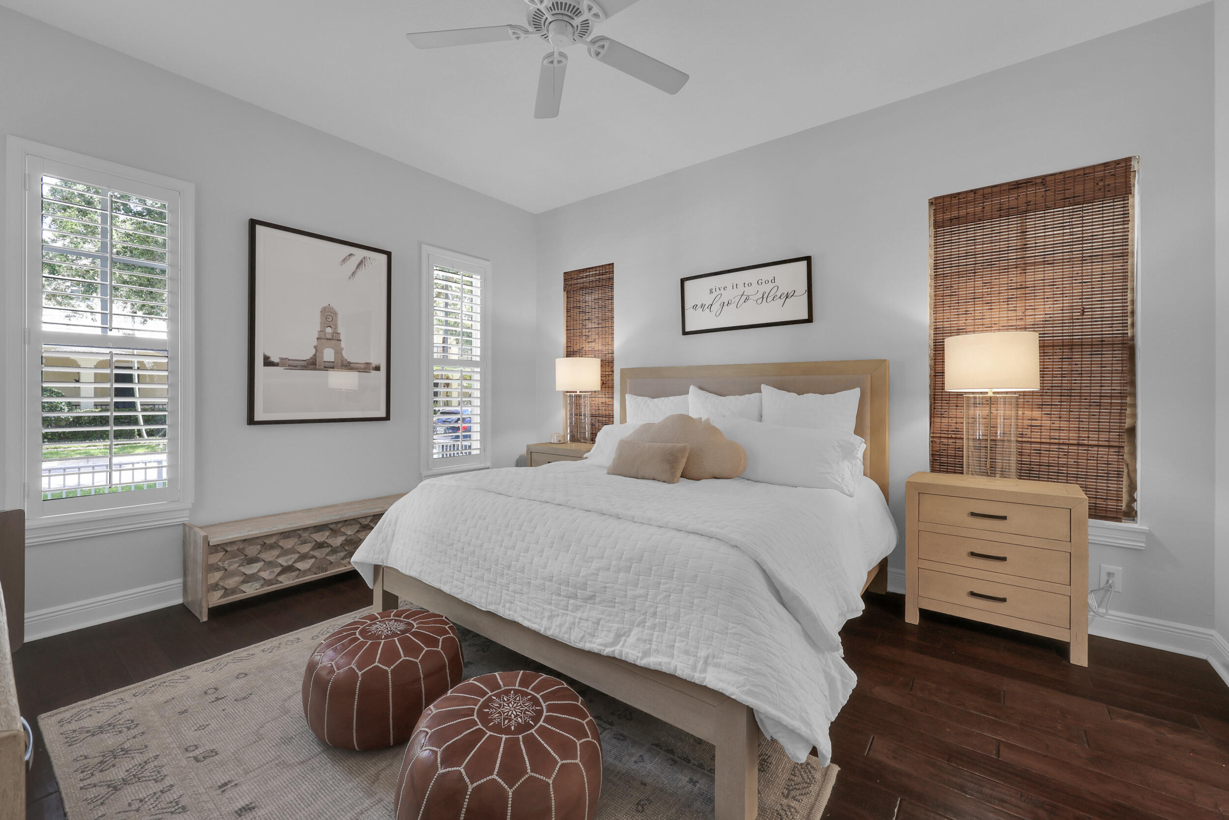 212 W Bay Cedar Circle