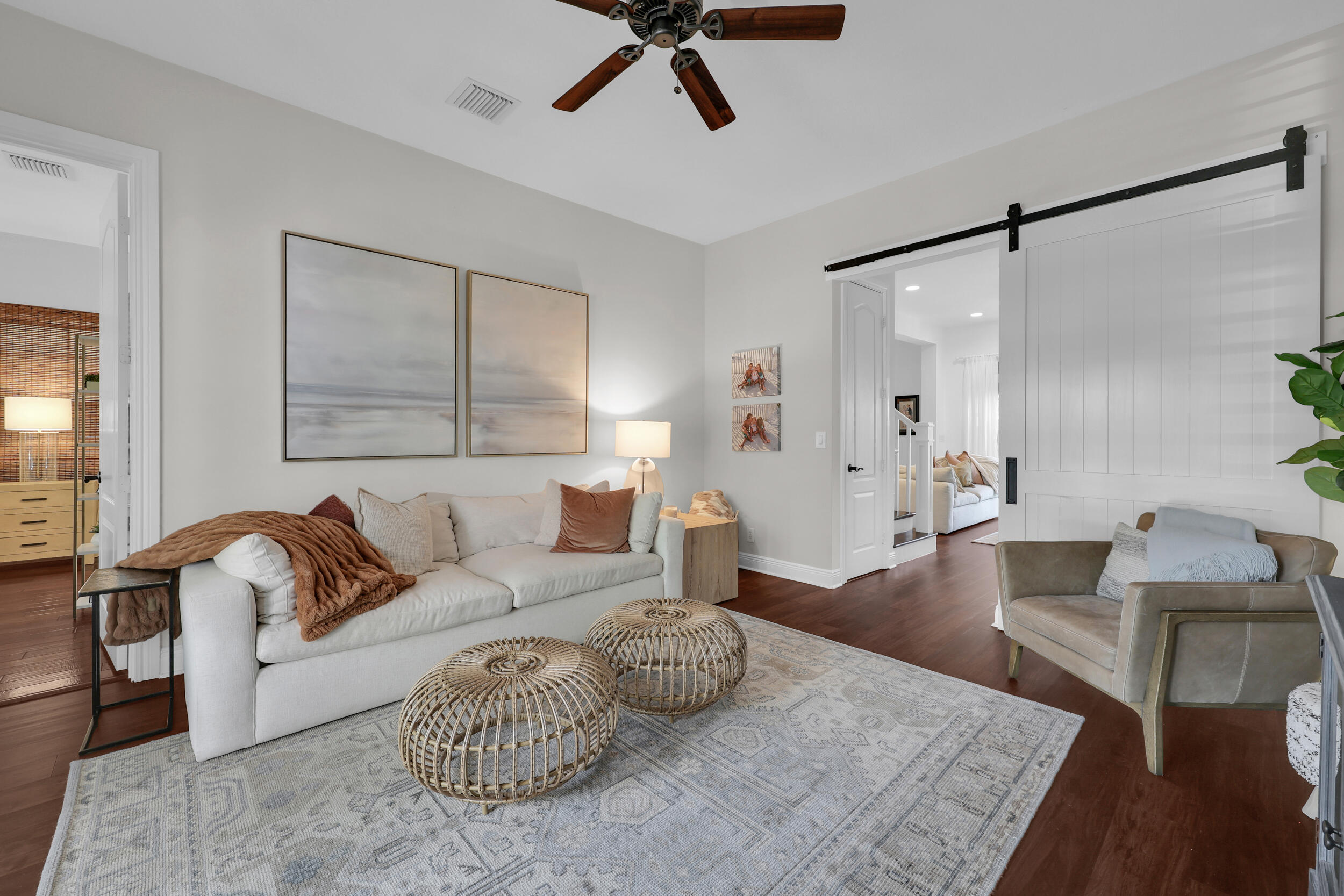 212 W Bay Cedar Circle