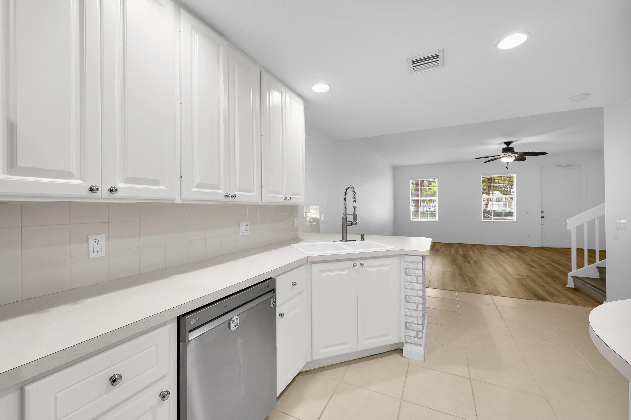 2889 E Community Drive