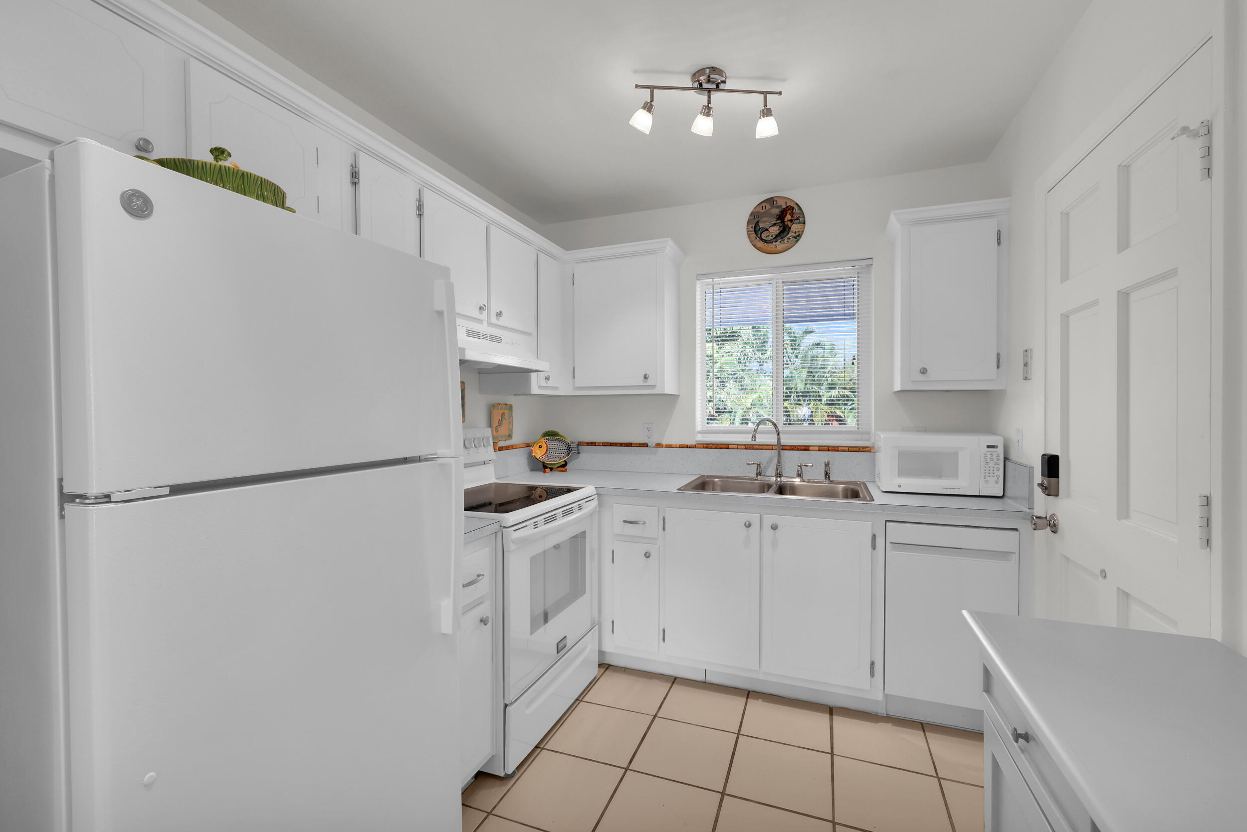 4 Garden Street 204n