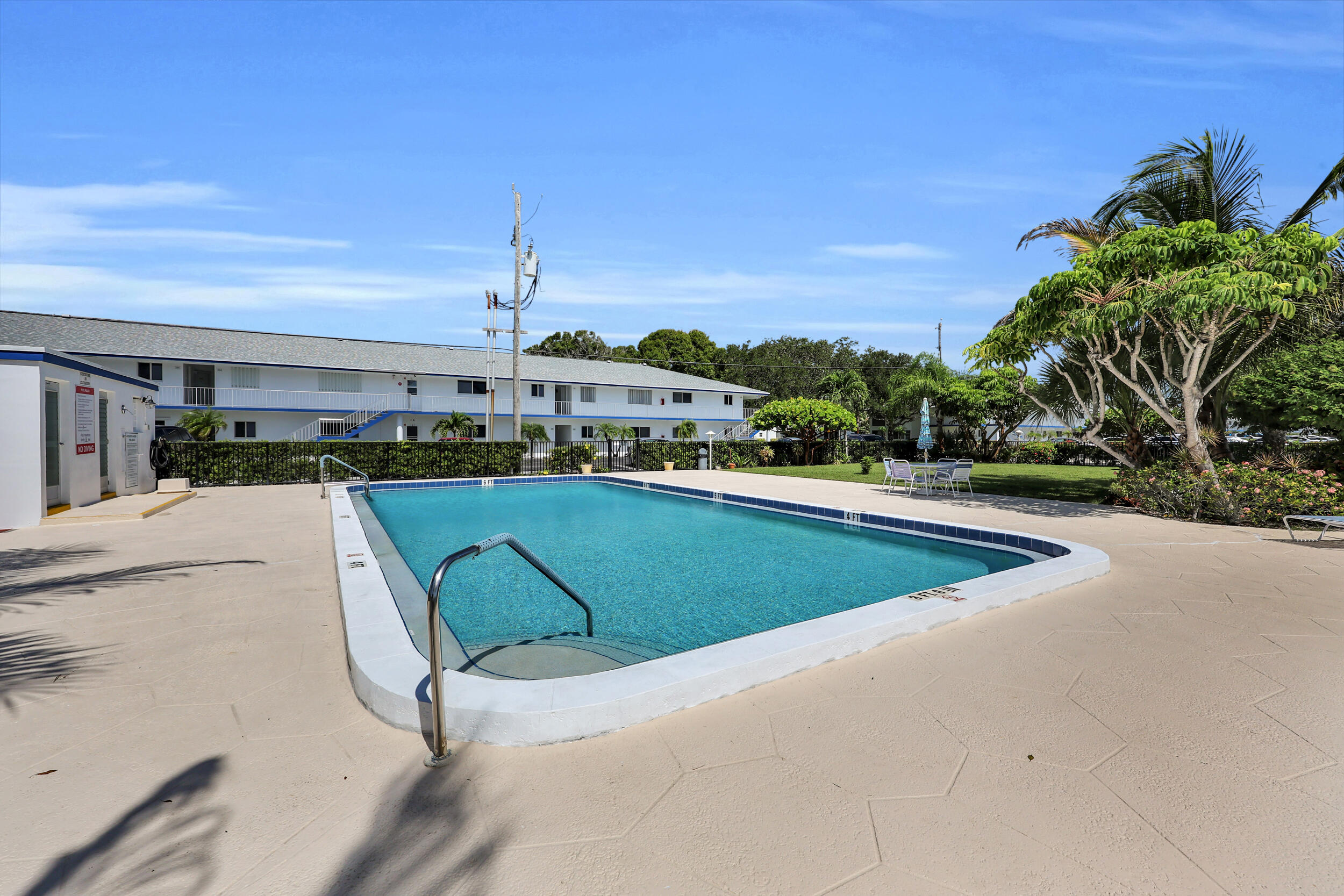 4 Garden Street 204n