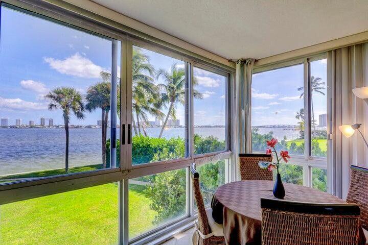501 LAKE SHORE Drive 206