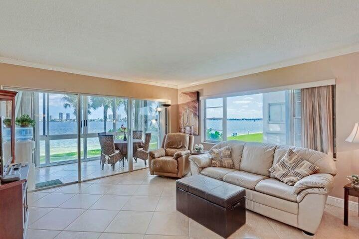 501 LAKE SHORE Drive 206
