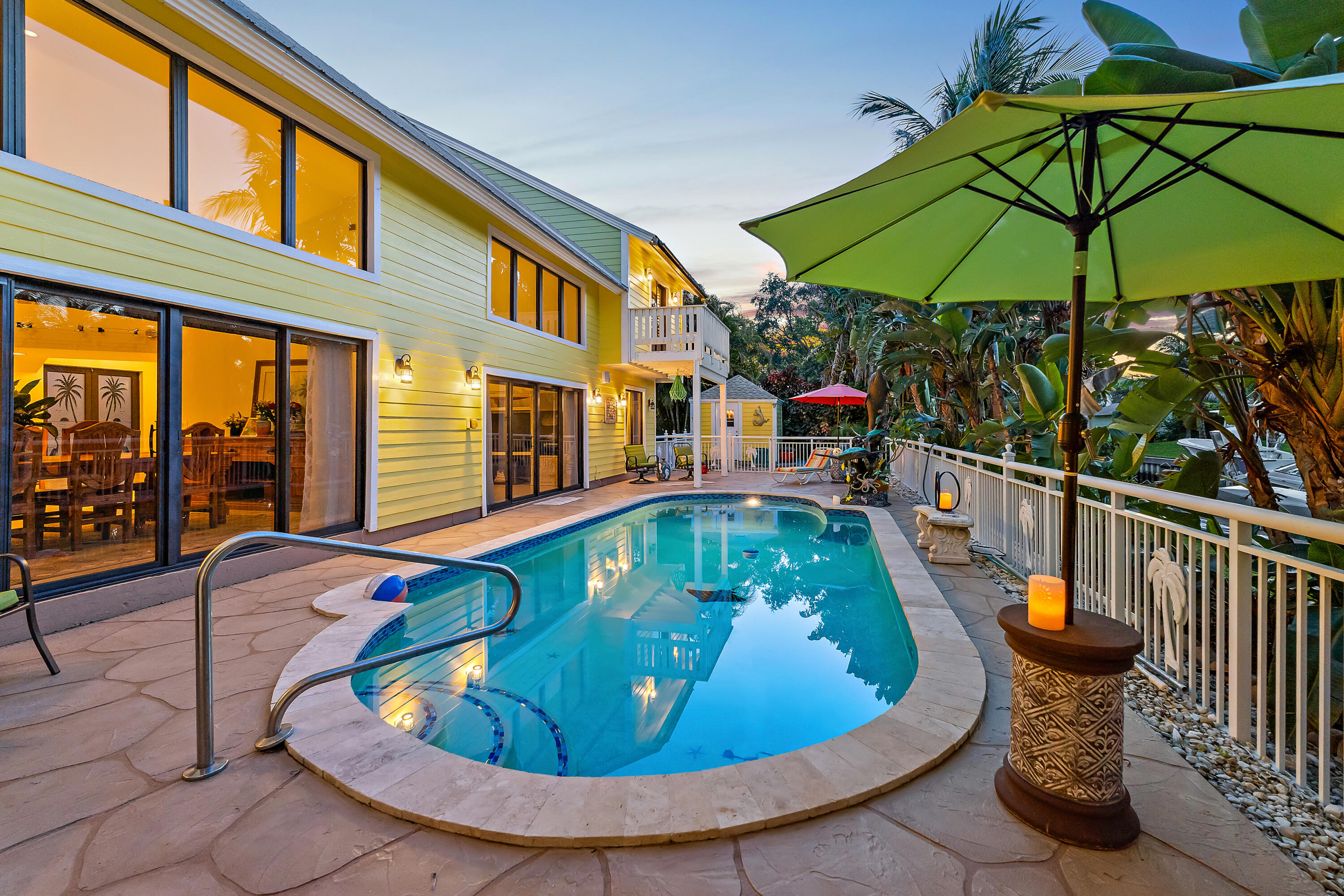 9363 SE COVE POINT Street