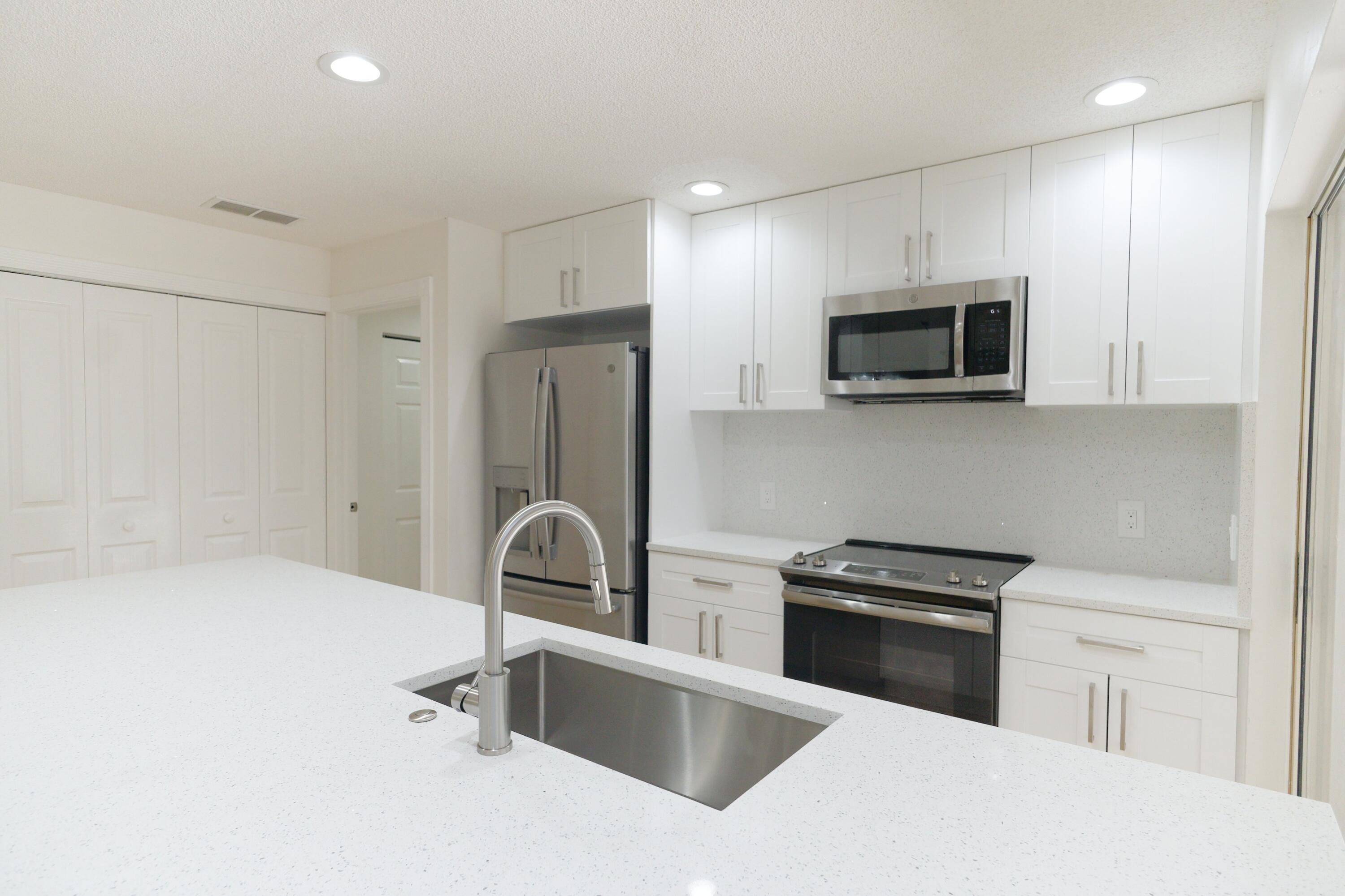 1202 Silverleaf Oak Court