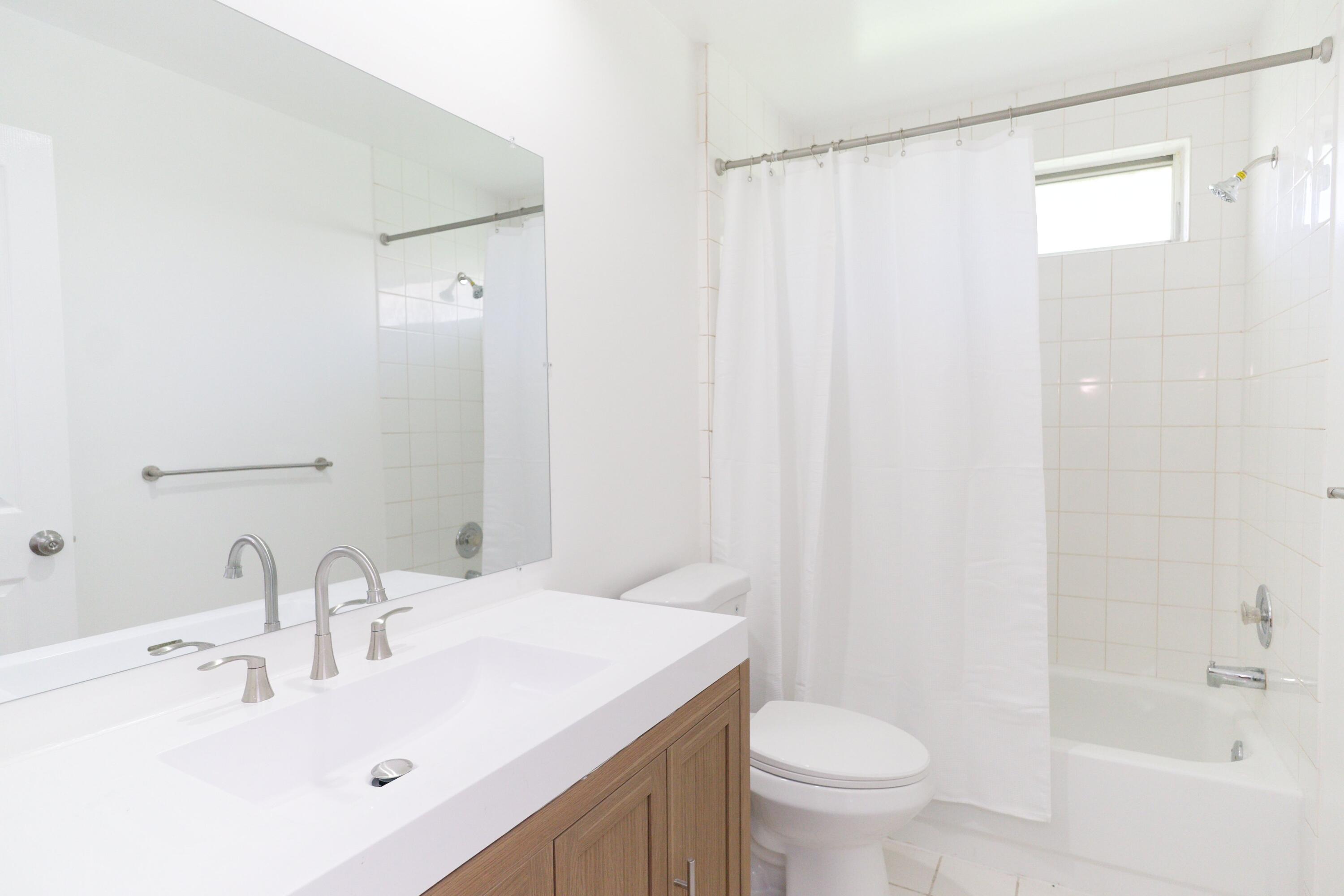 1202 Silverleaf Oak Court