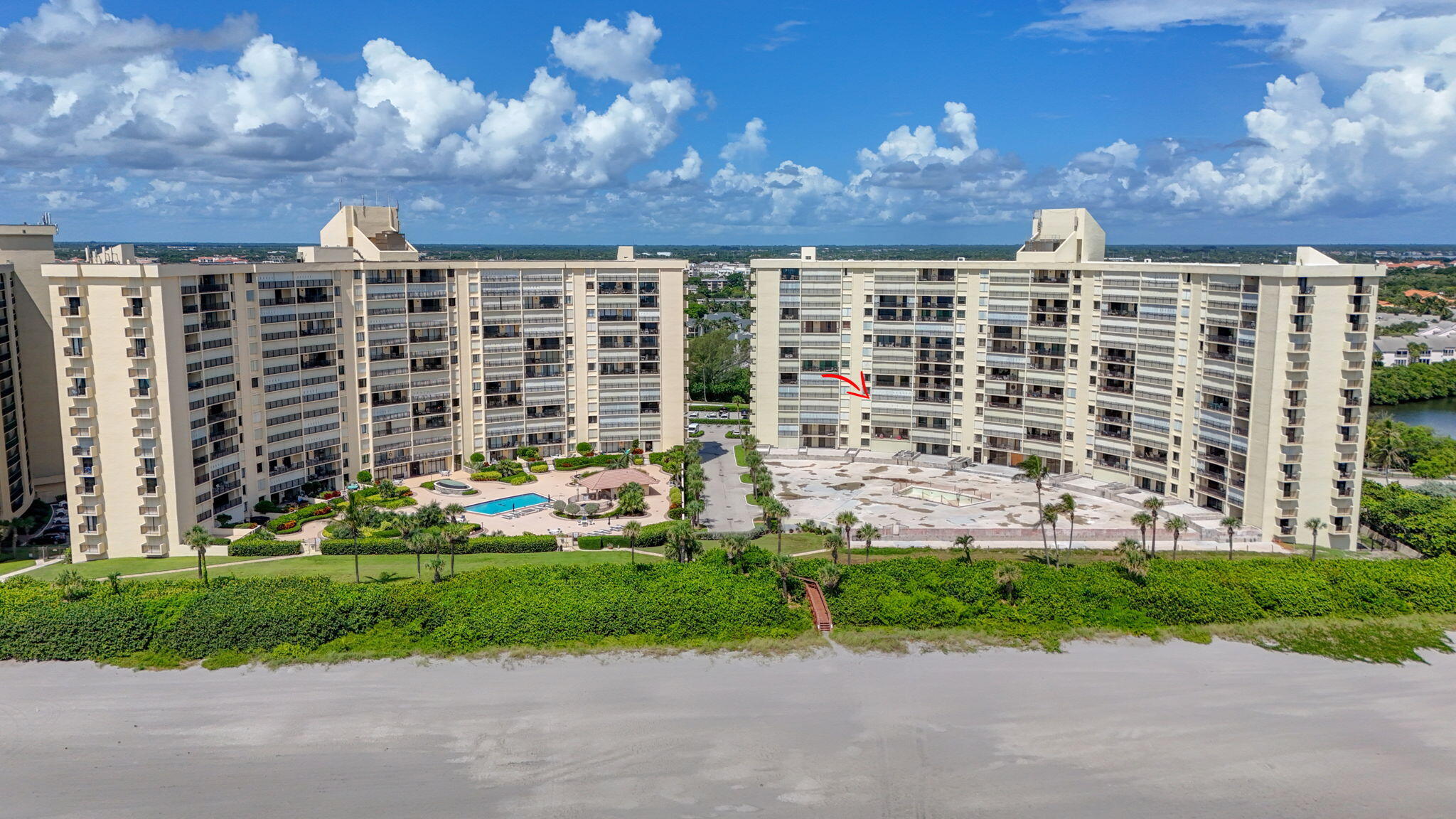 400 Ocean Trail Way 408