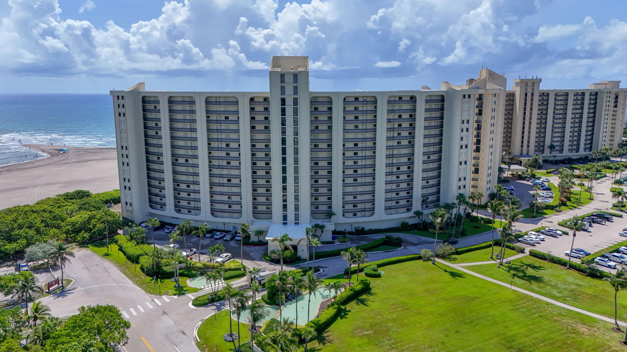 400 Ocean Trail Way 408