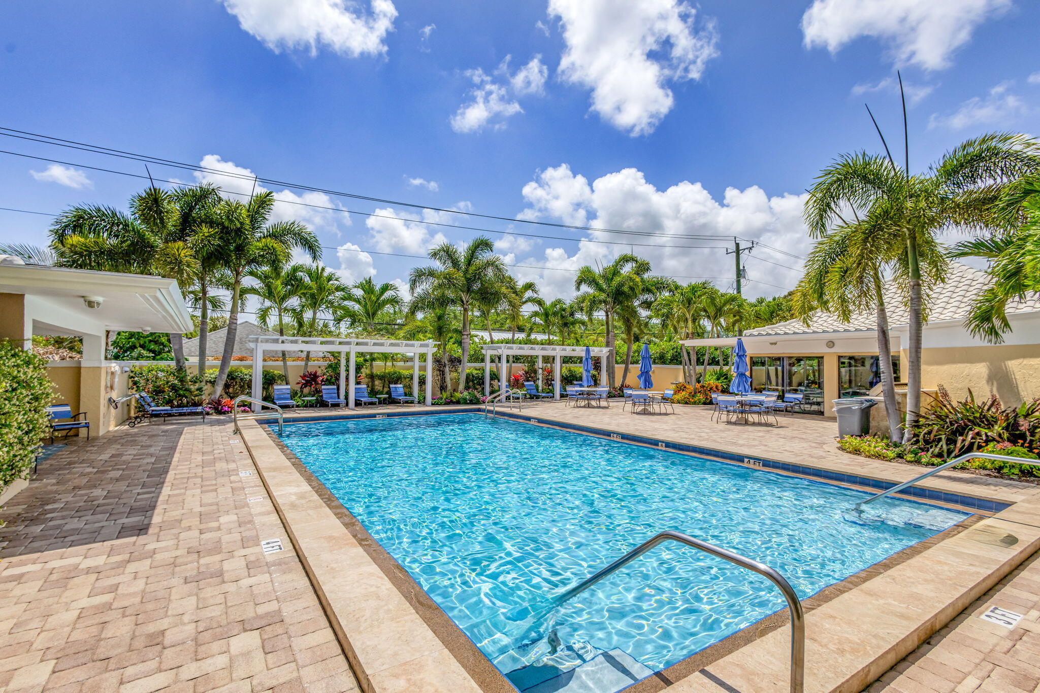 20 SE Turtle Creek Drive Apt f