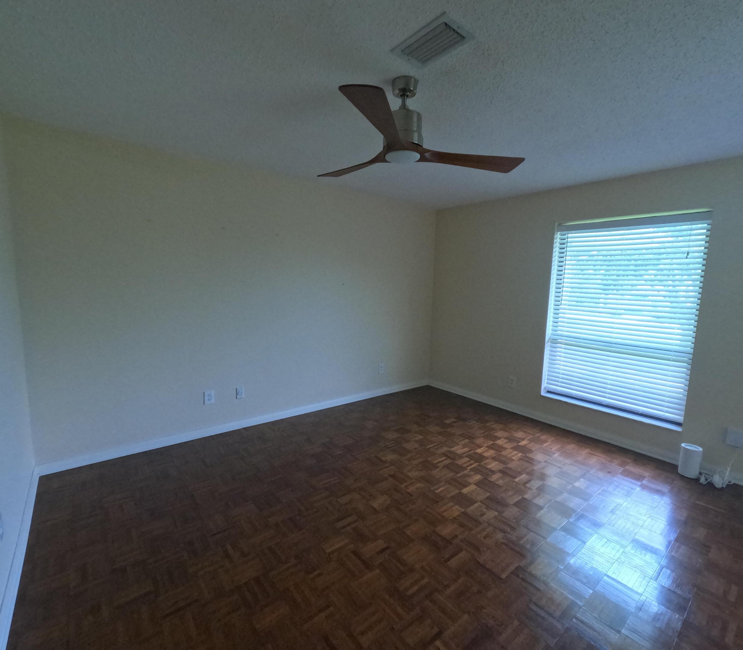 20 SE Turtle Creek Drive Apt f