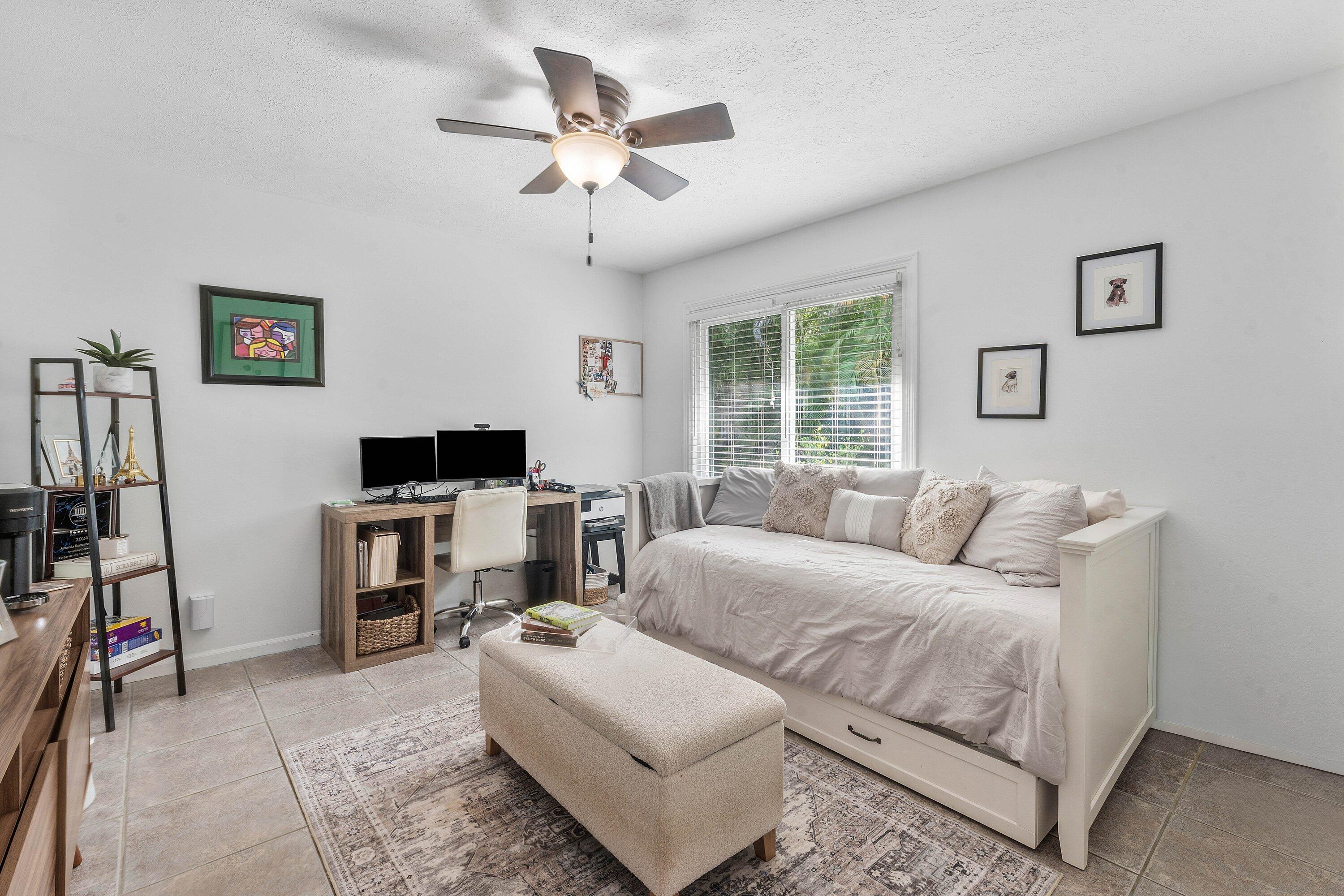 18329 LOXAHATCHEE RIVER Road