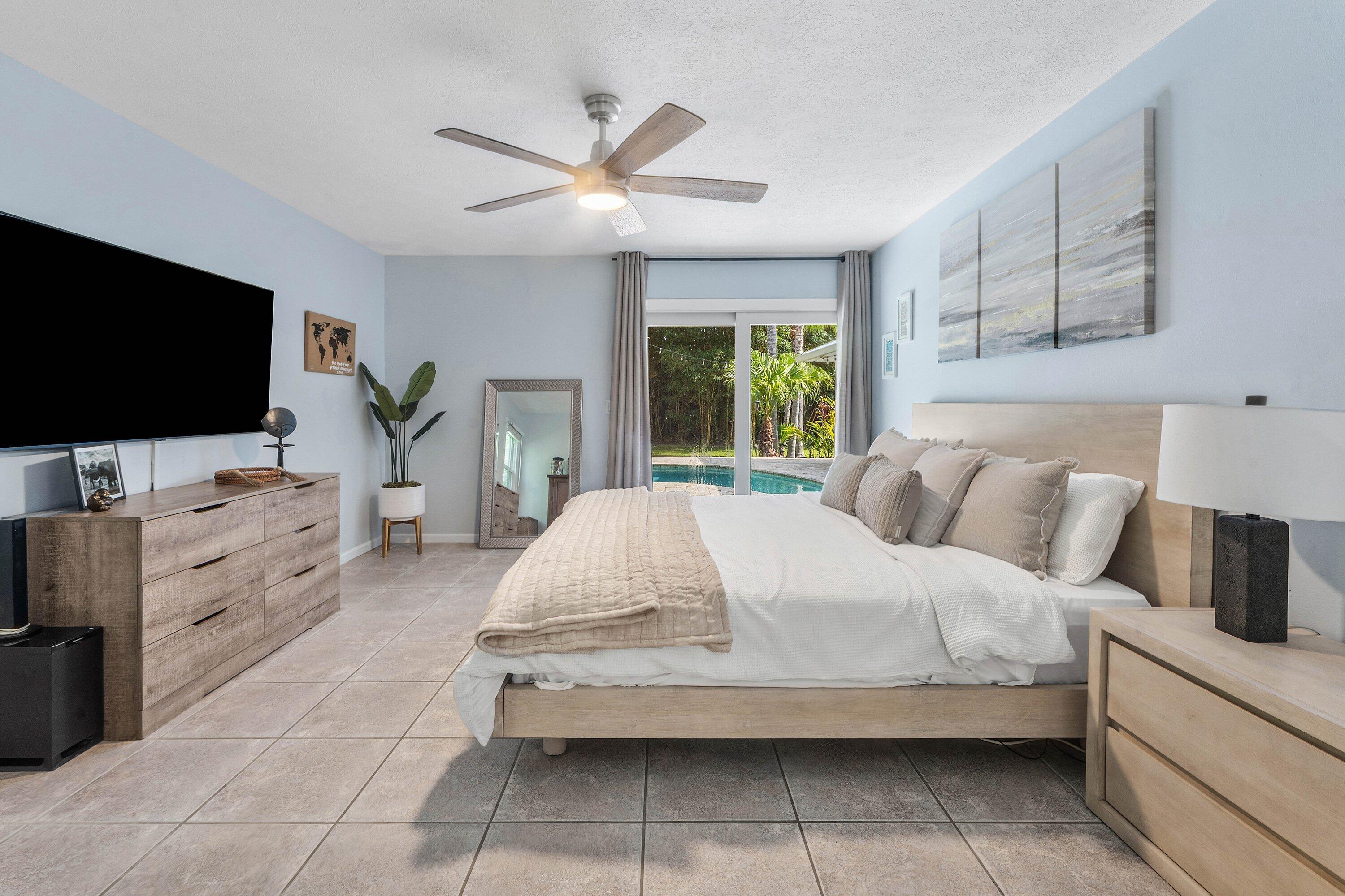 18329 LOXAHATCHEE RIVER Road