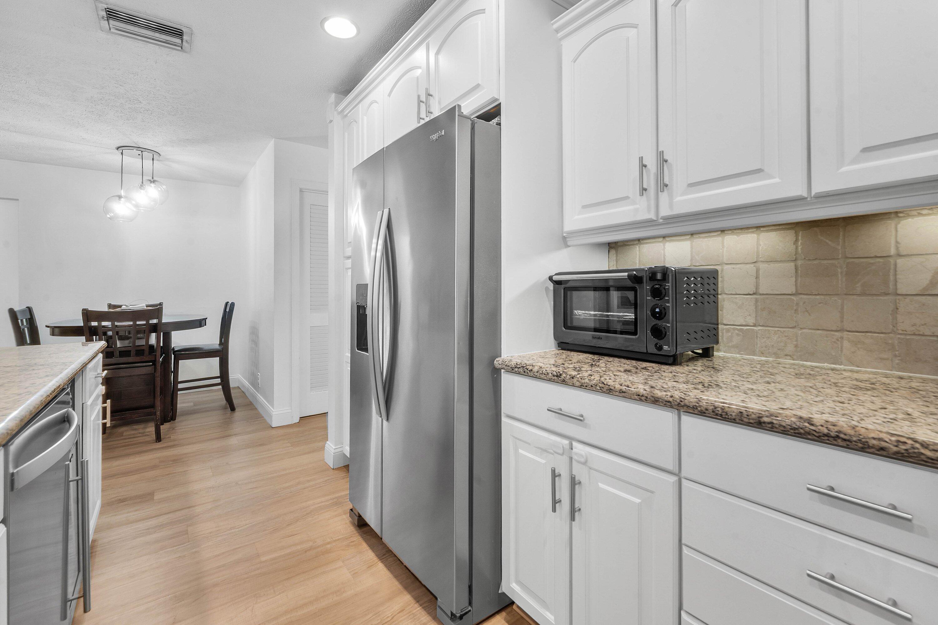 18329 LOXAHATCHEE RIVER Road