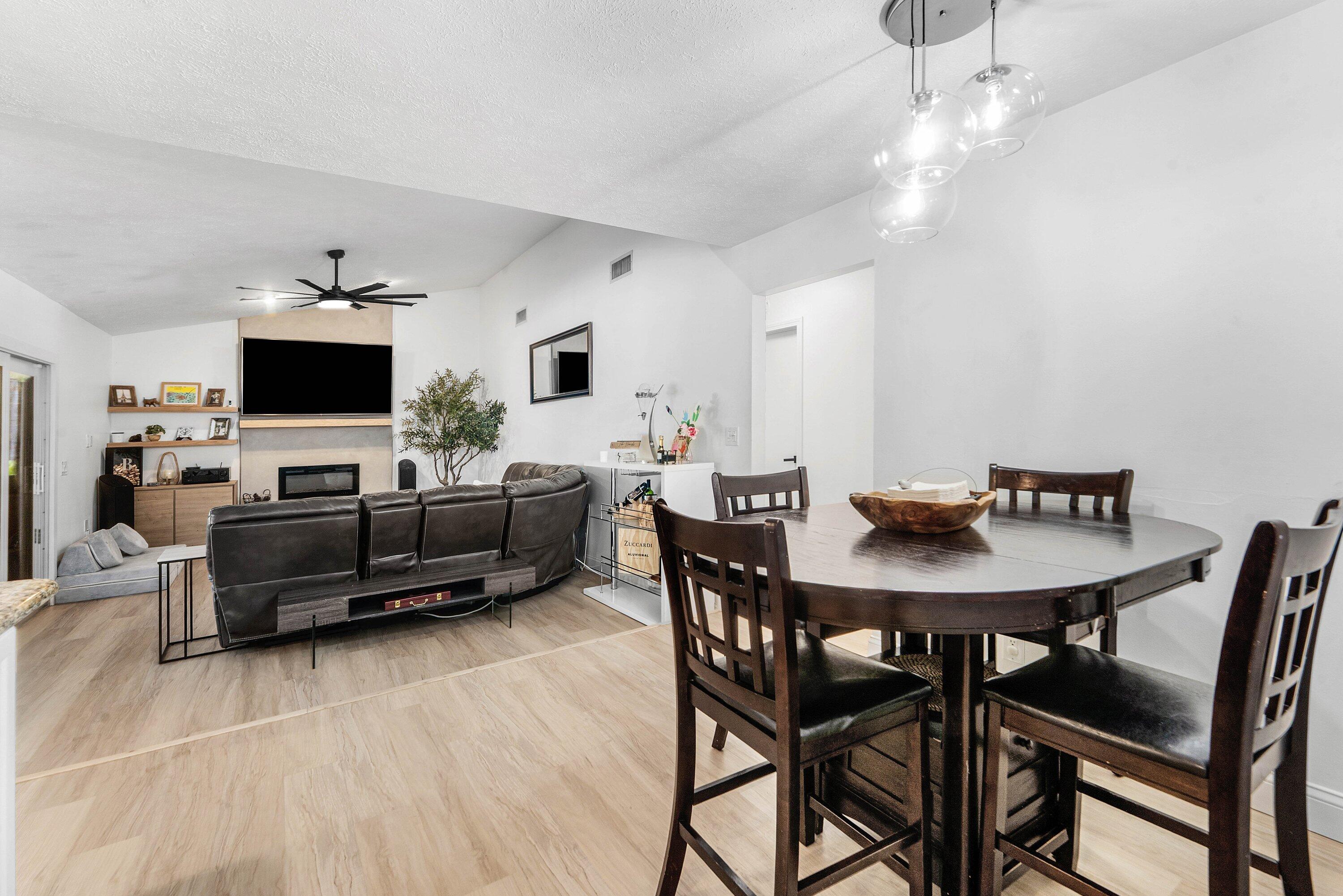 18329 LOXAHATCHEE RIVER Road