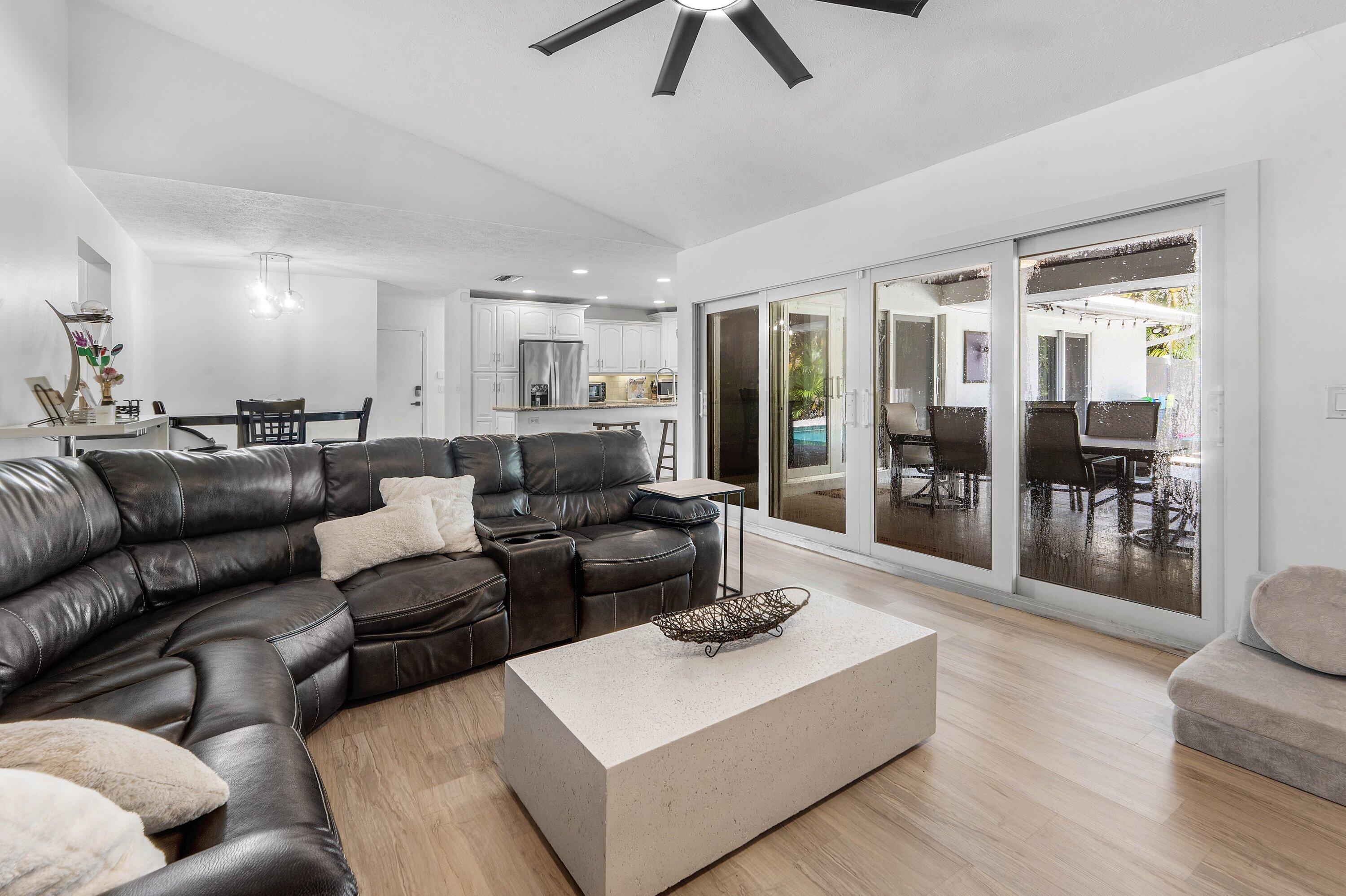 18329 LOXAHATCHEE RIVER Road