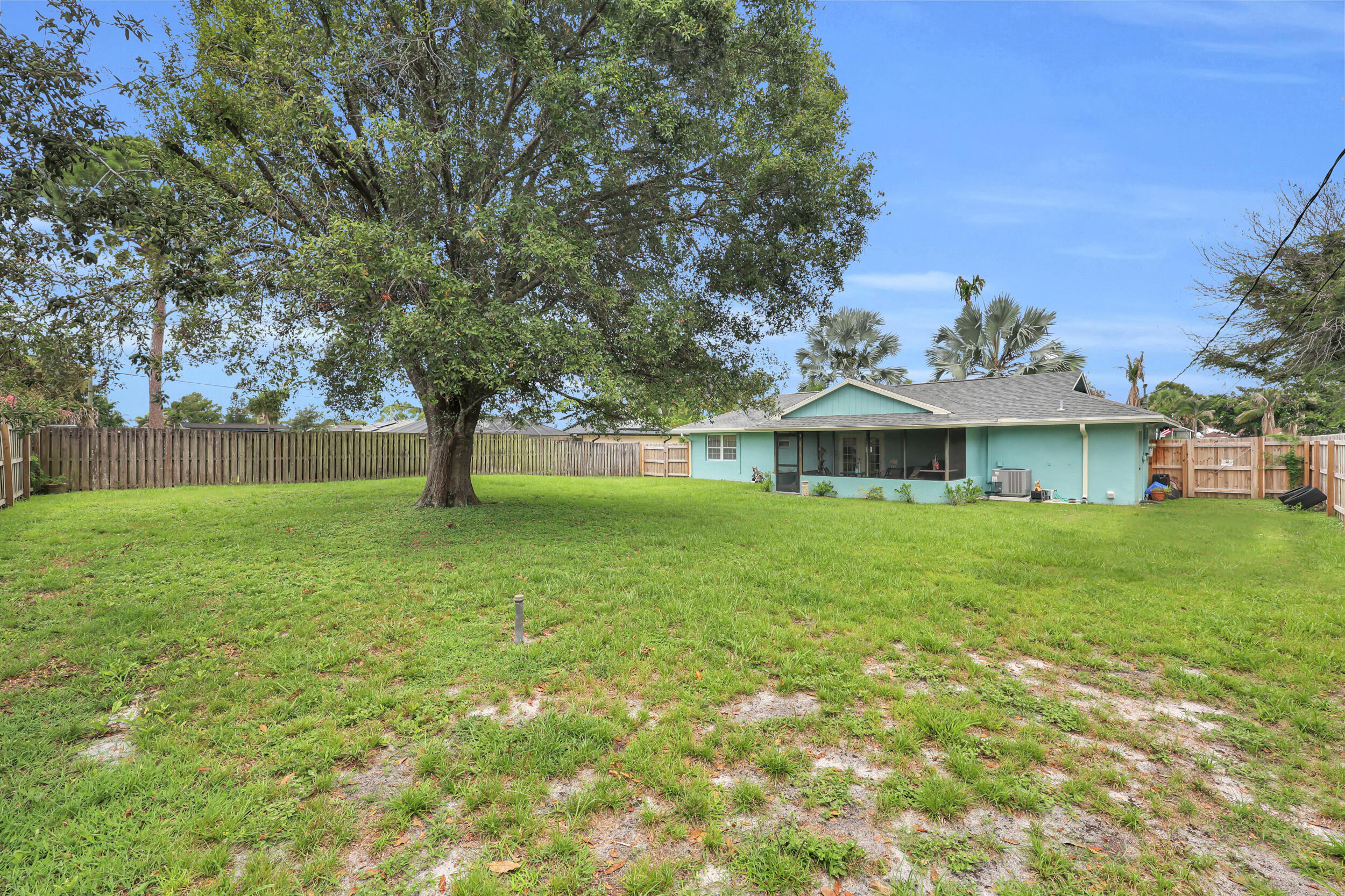226 SE WALSH Terrace, Port St. Lucie
