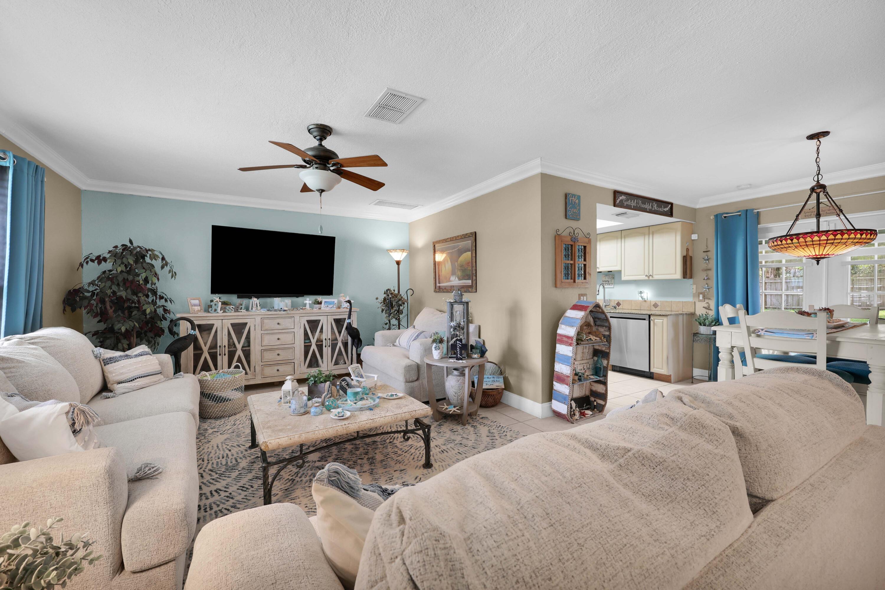 226 SE WALSH Terrace, Port St. Lucie